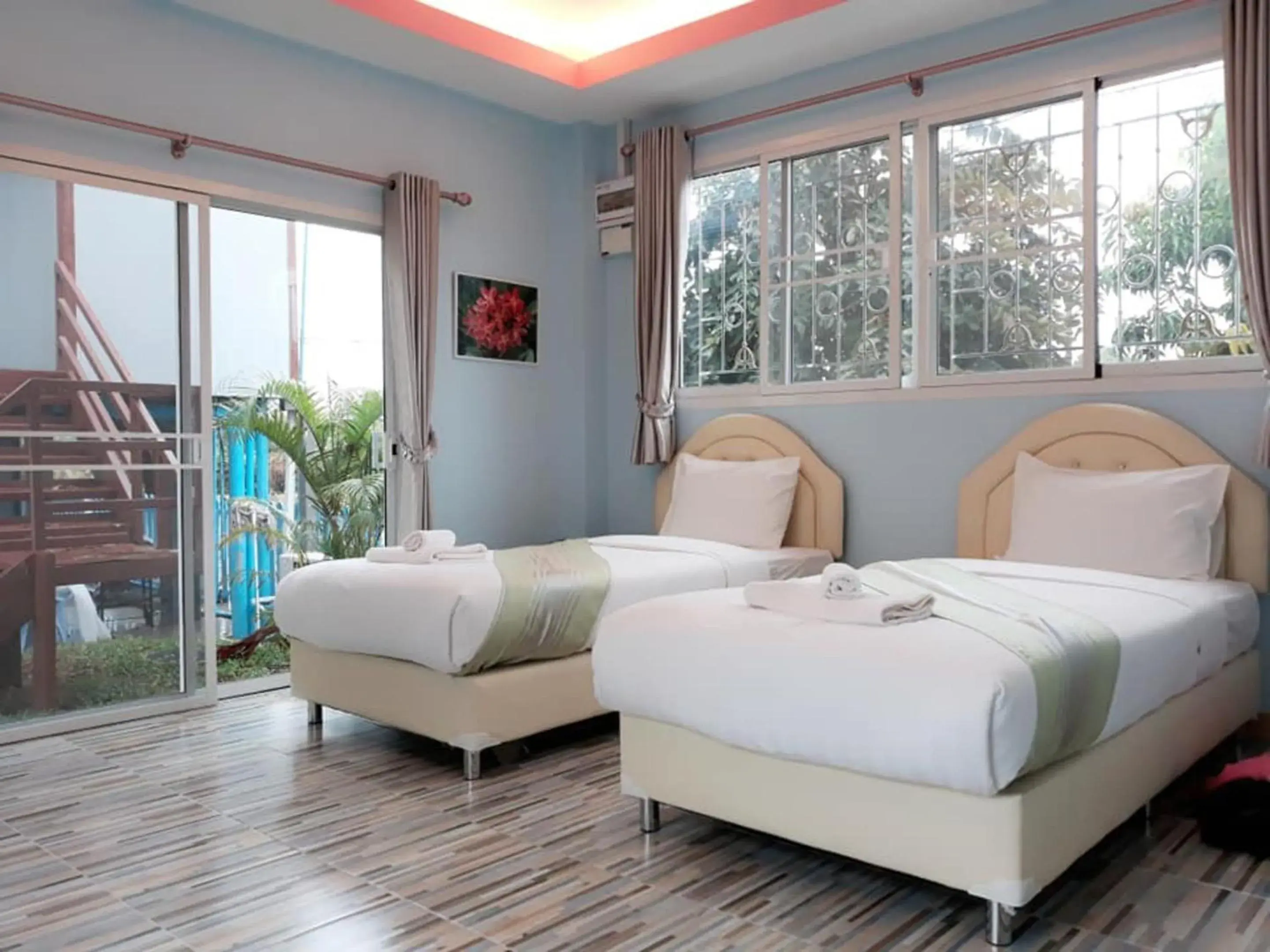 Standard Twin Room in AP Grand Resort Standard Twin Room in AP Grand Resort