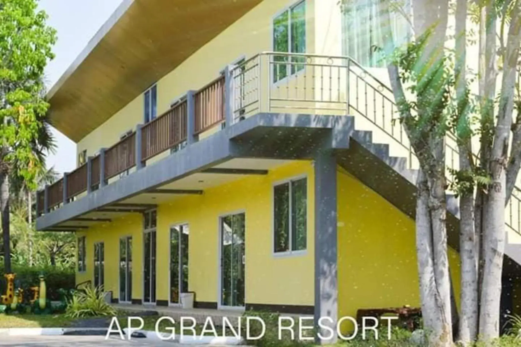 Budget Double Room in AP Grand Resort Budget Double Room in AP Grand Resort