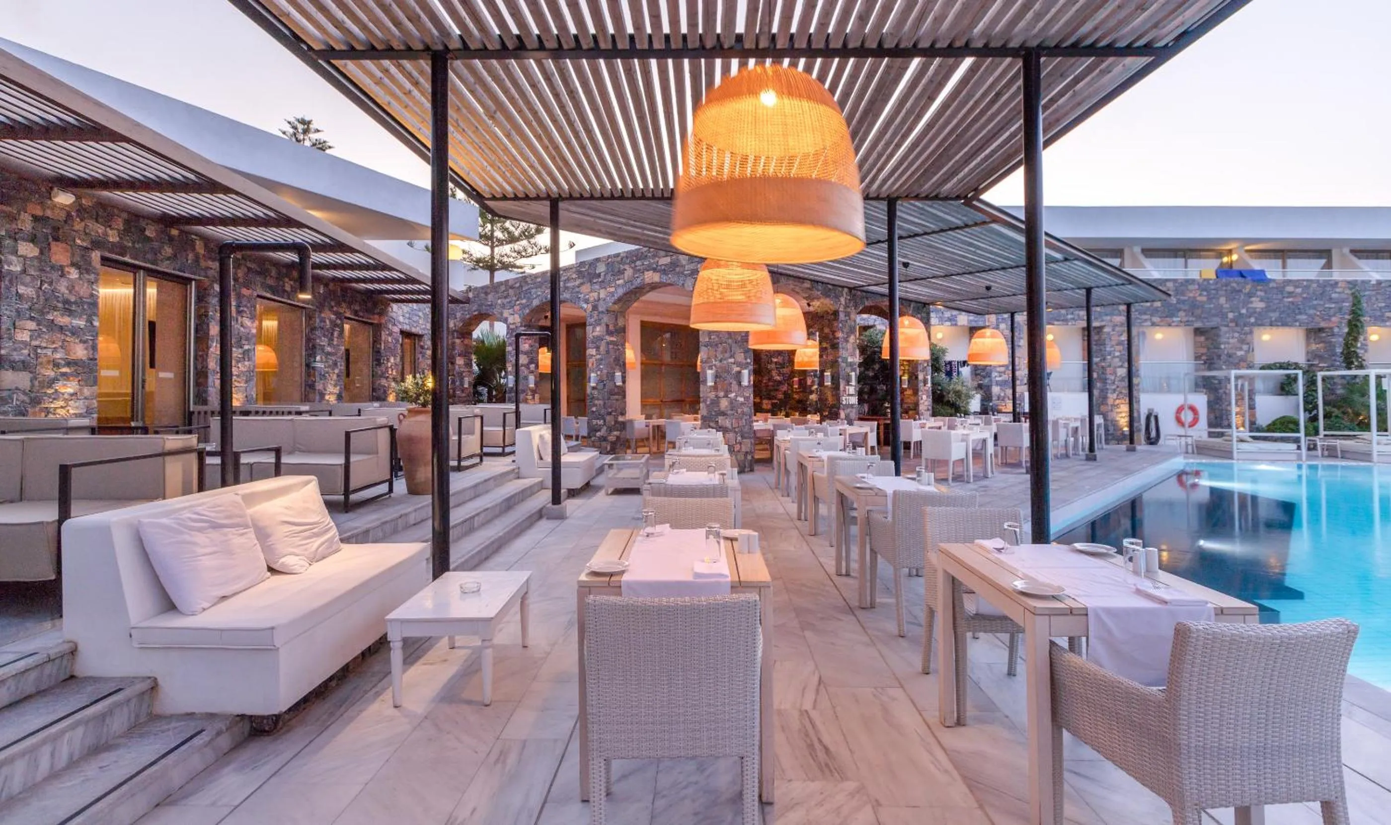 Lounge or bar in The Island Hotel - Adults Only -