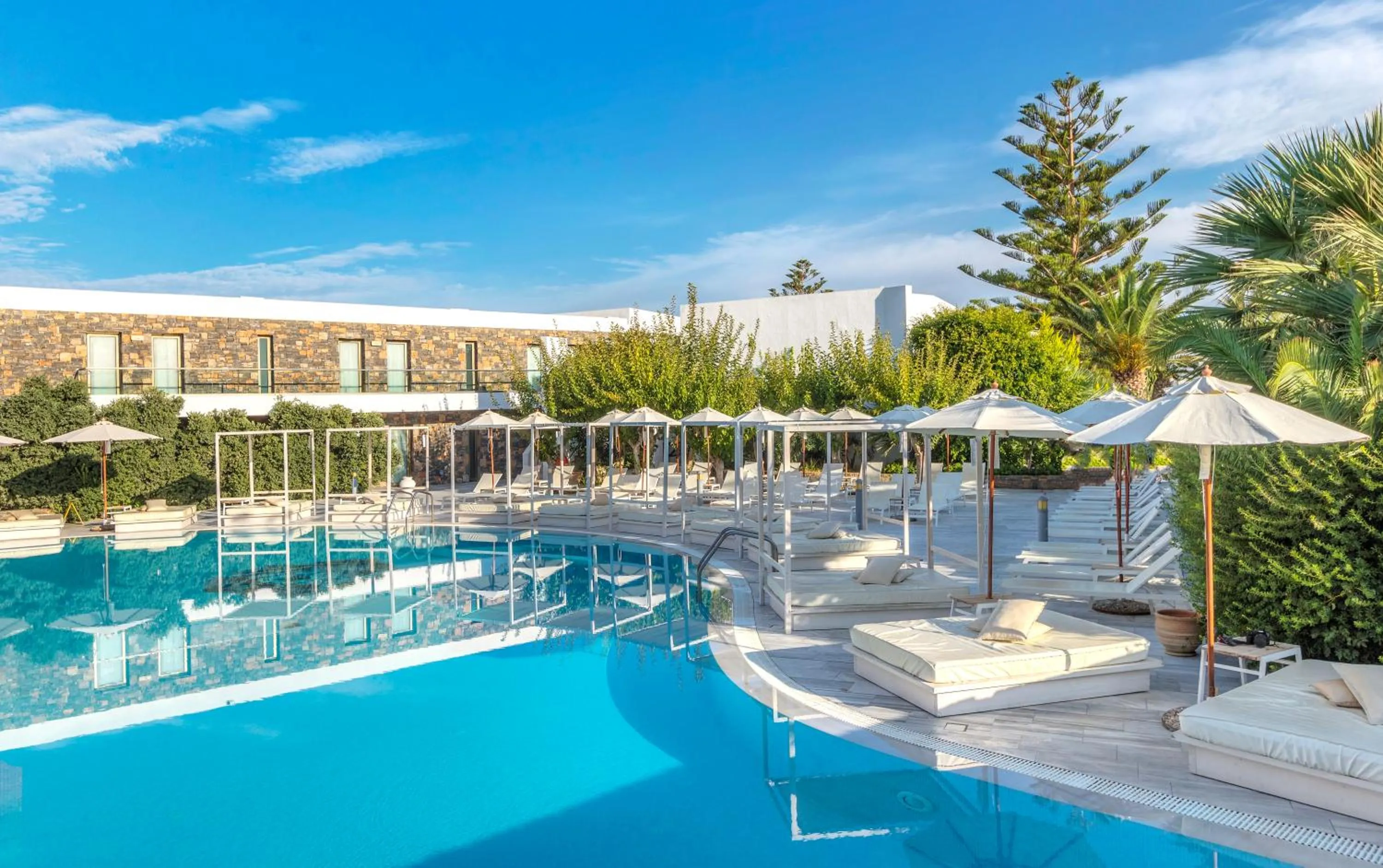 Swimming pool in The Island Hotel - Adults Only -