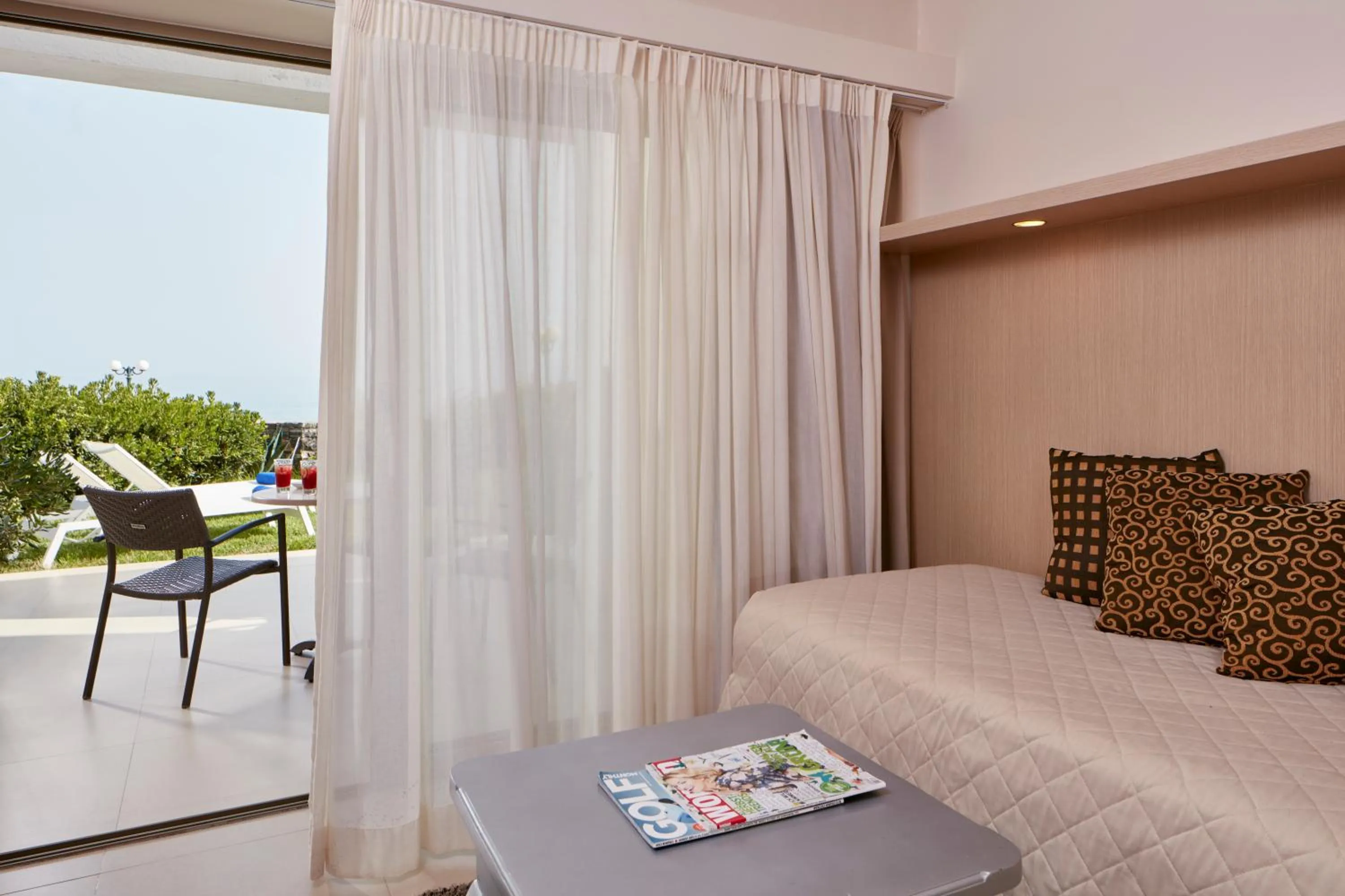 Sea view, Bed in The Island Hotel - Adults Only -
