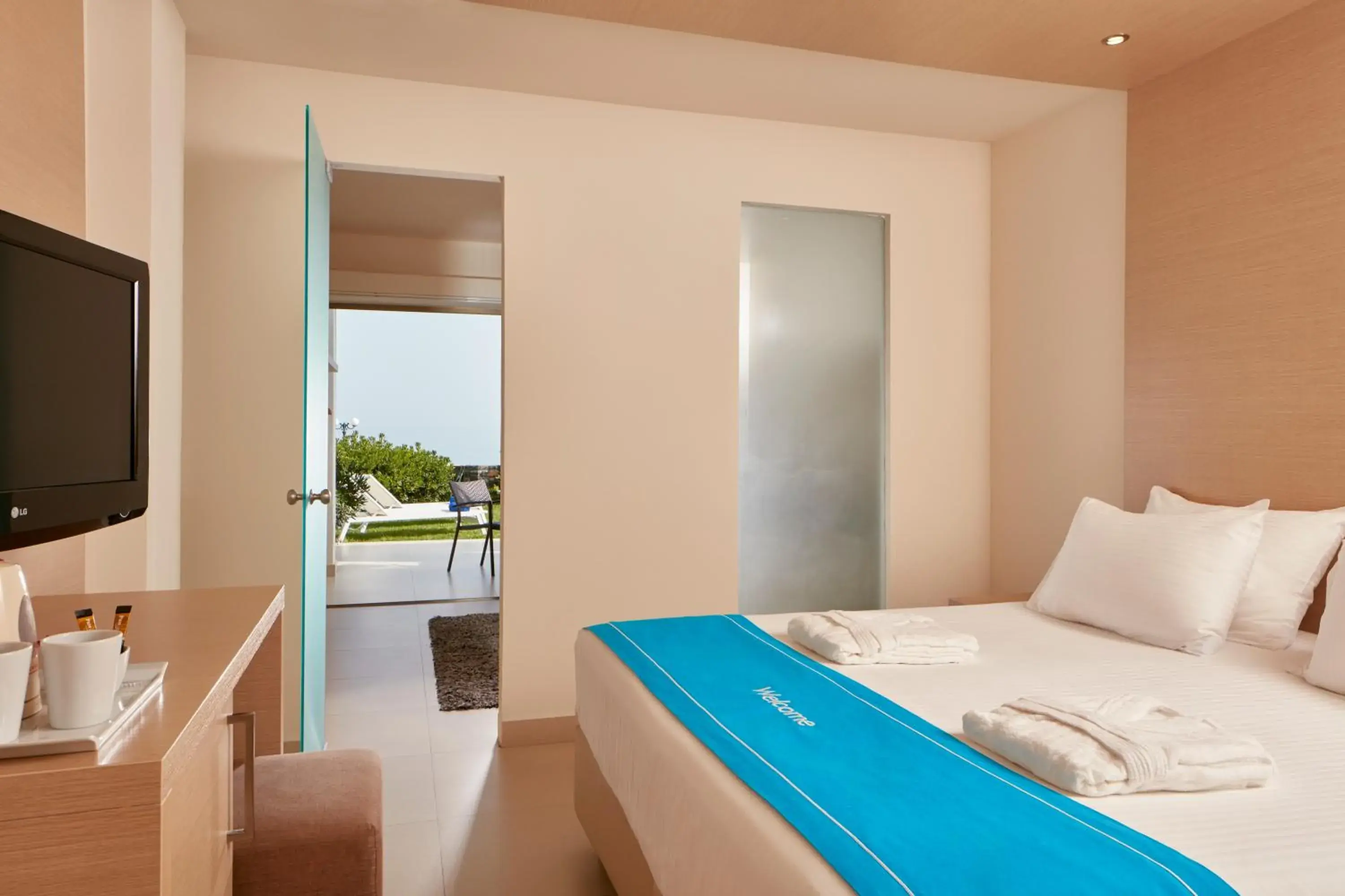 Standard Triple Room in The Island Hotel - Adults Only - Standard Triple Room in The Island Hotel - Adults Only -