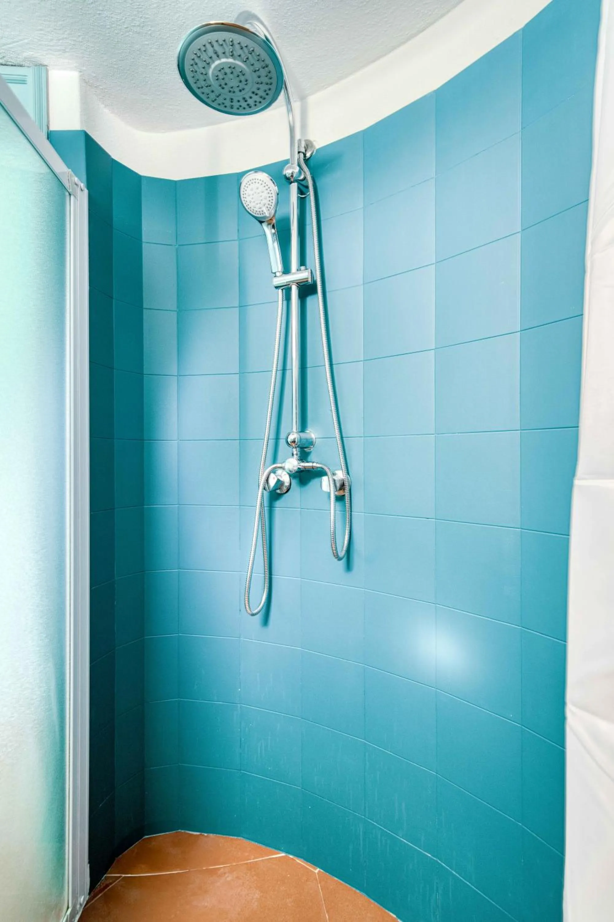 Shower in Villa Lorelei