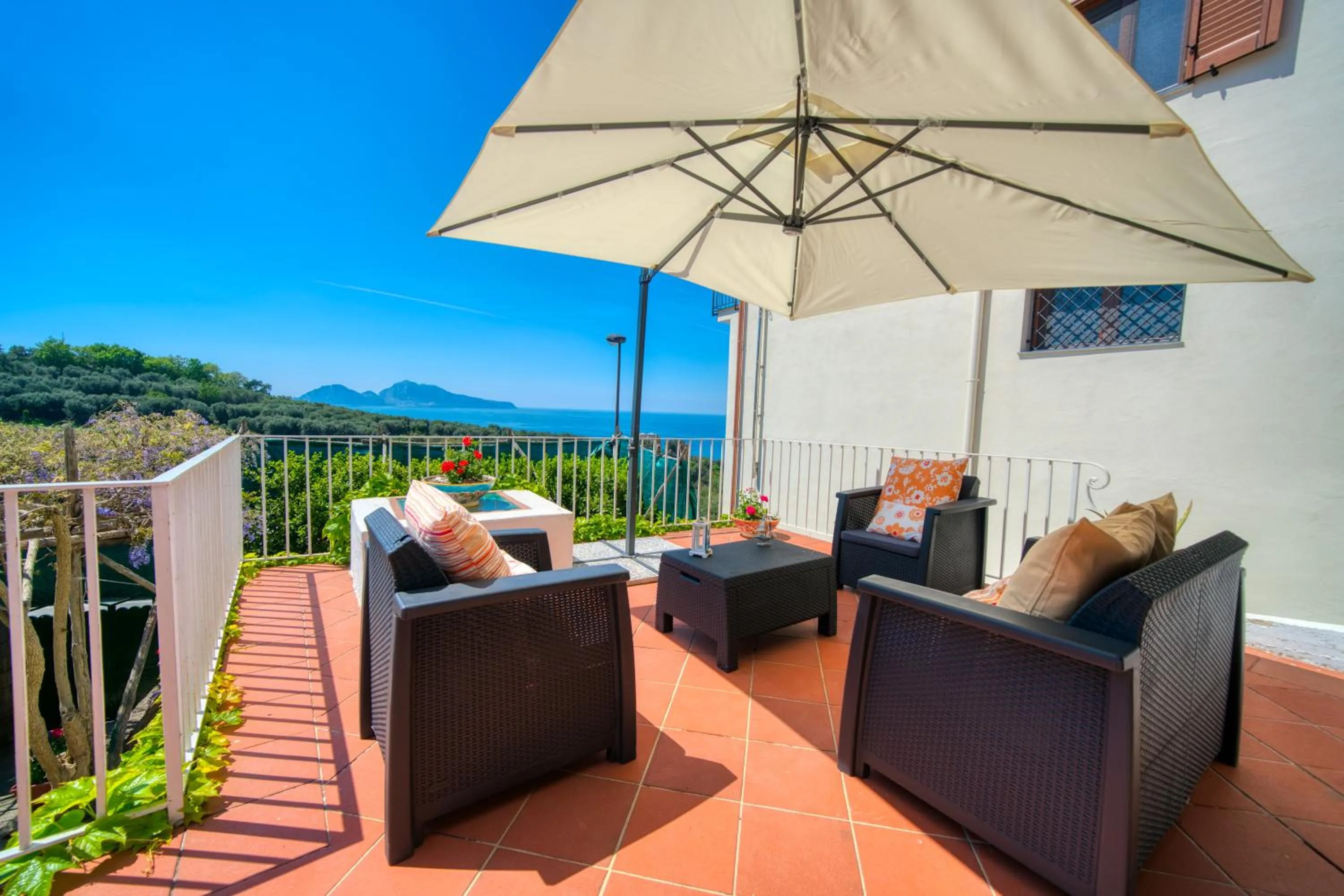 Balcony/Terrace in Villa Lorelei