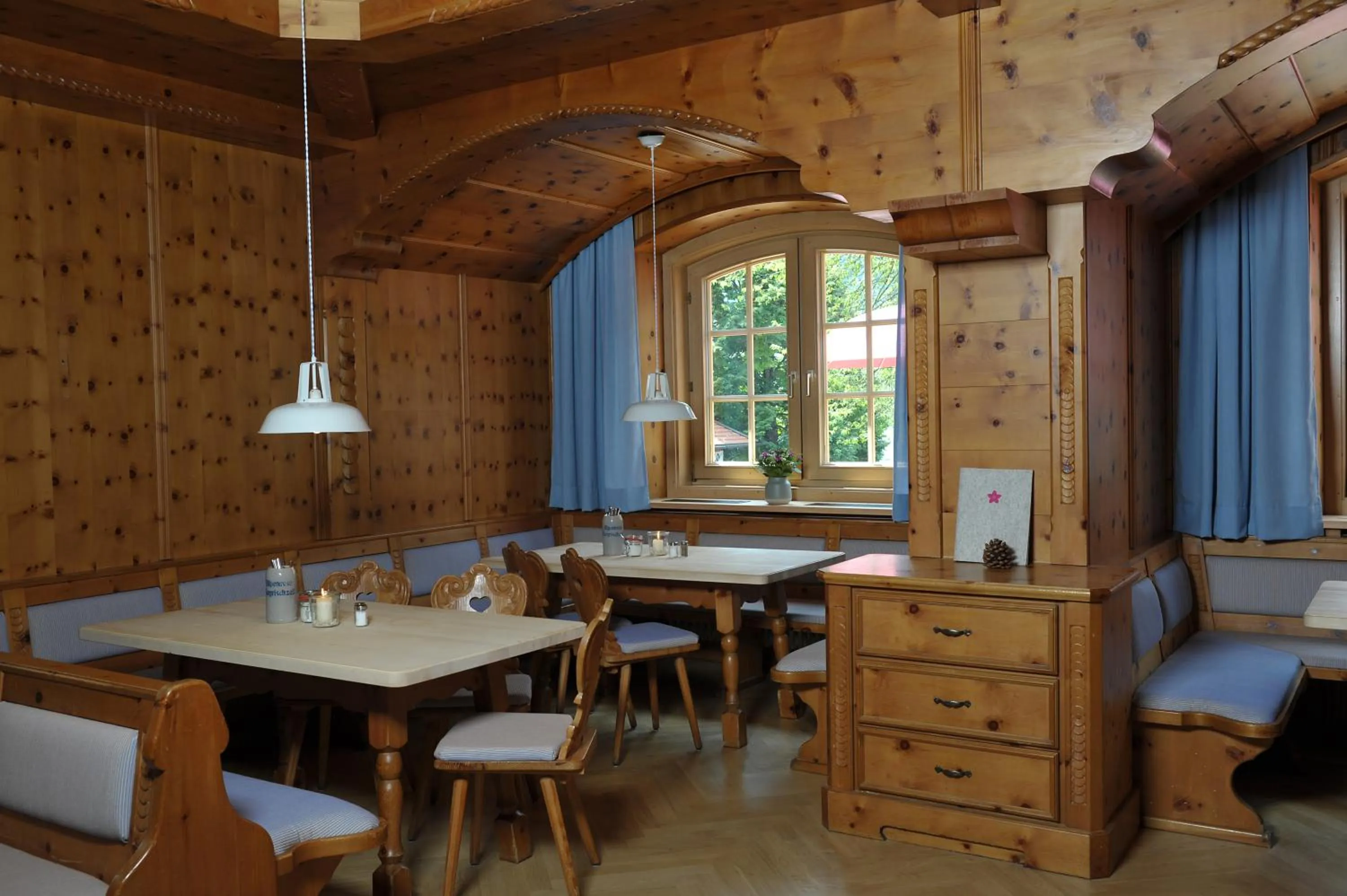 Restaurant/places to eat in Alpenrose Bayrischzell Hotel