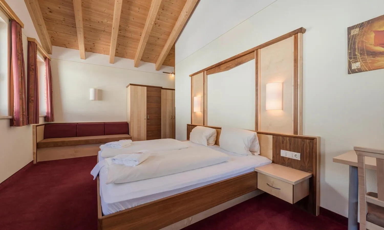 Bed in Hotel Abendrot by Alpeffect Hotels