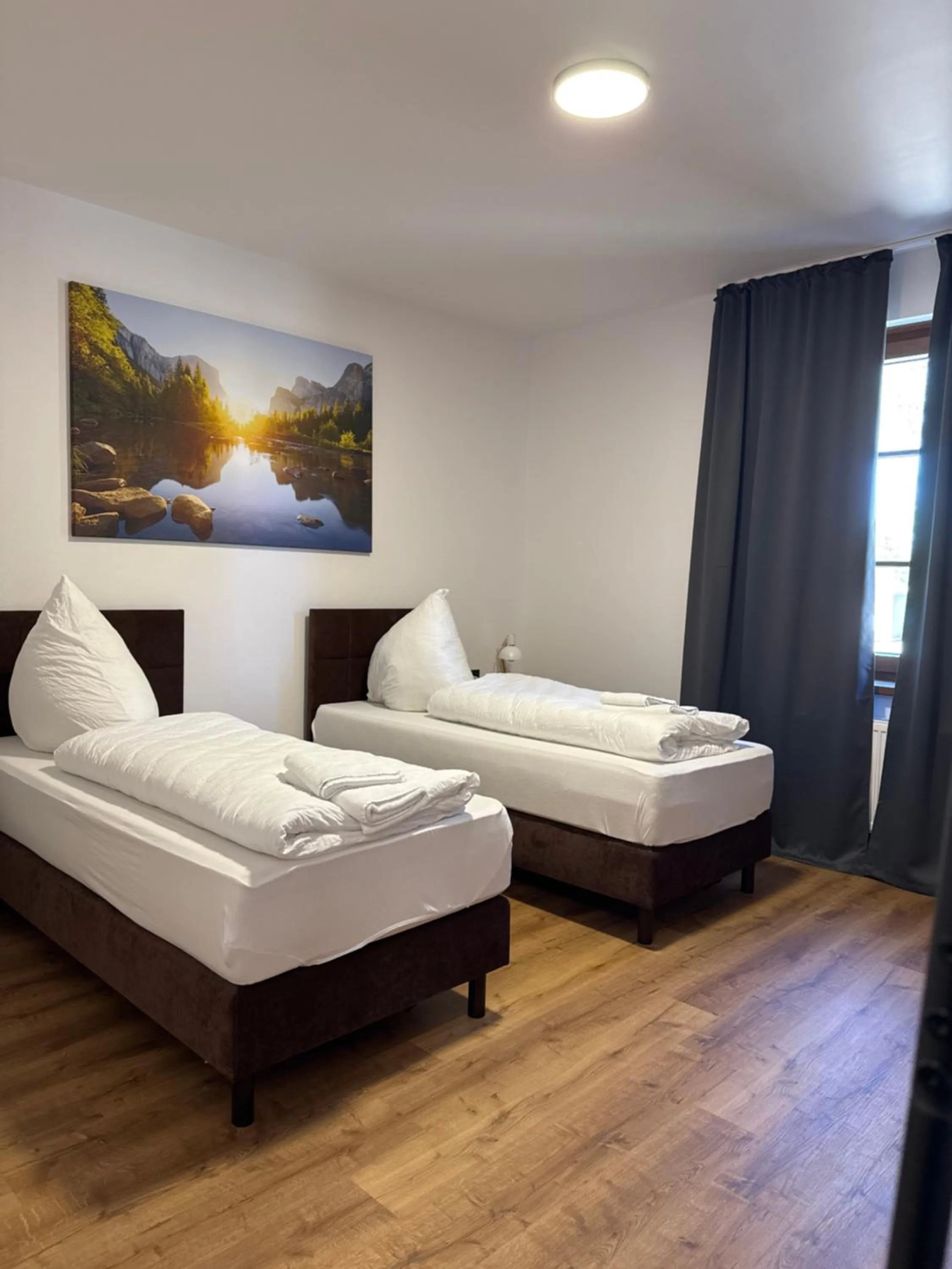 Photo of the whole room, Bed in Hotel am Schloss - Frankfurt an der Oder