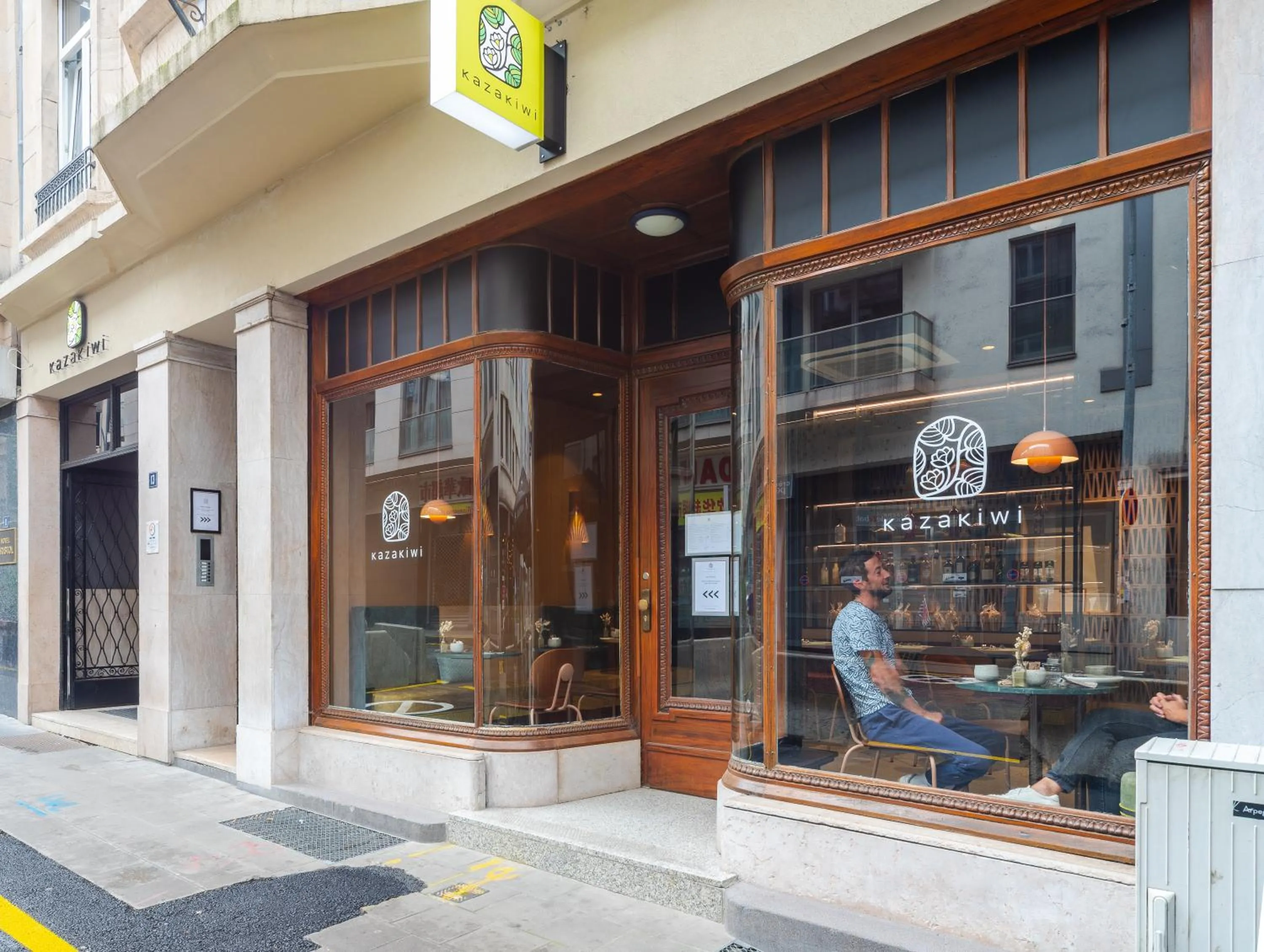 Property building in Kazakiwi