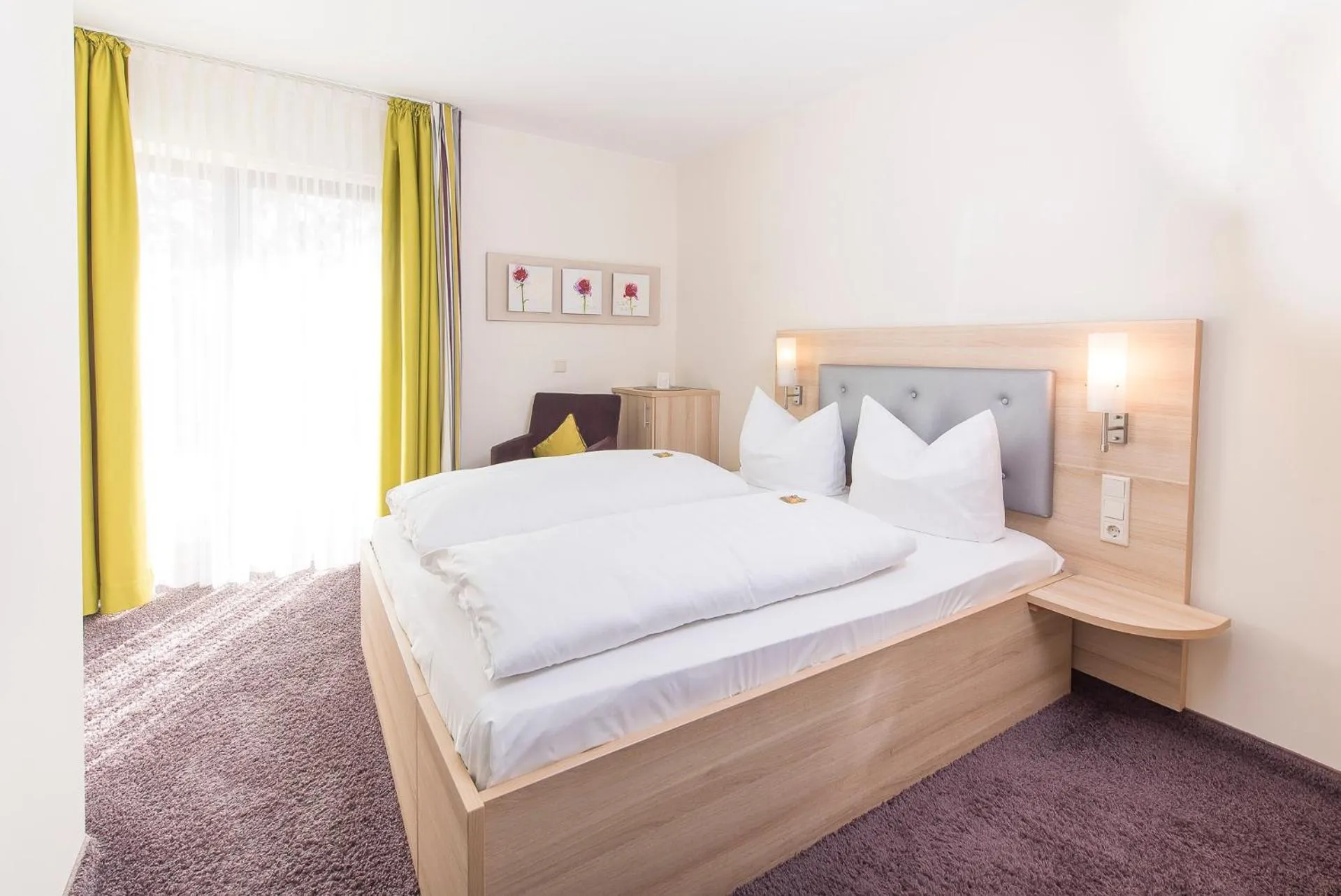 Bed in Hotel-Restaurant Birkenhof