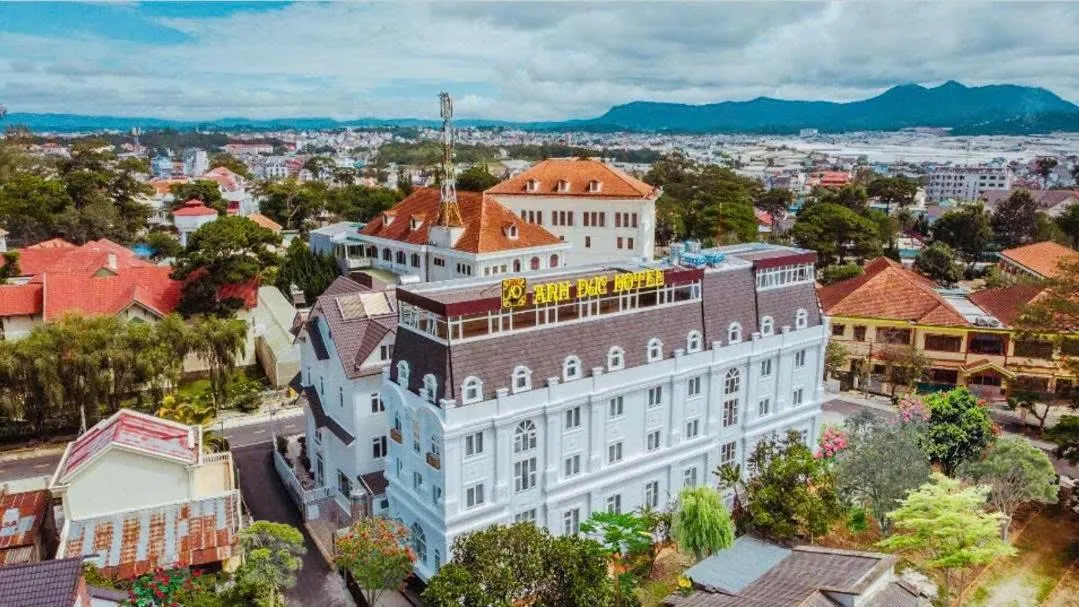 Property building in Anh Duc Hotel Da Lat