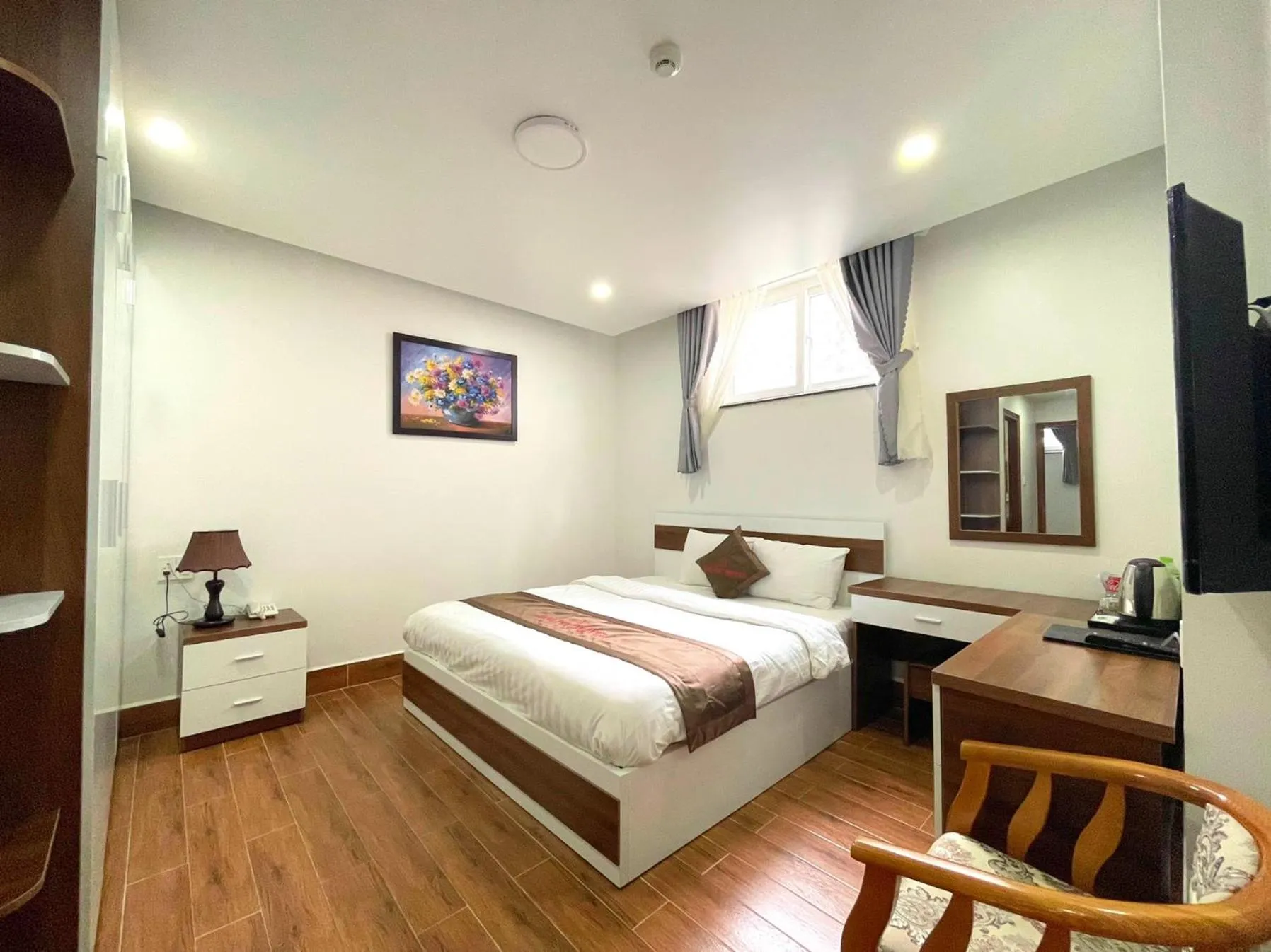 Bedroom, Bed in Anh Duc Hotel Da Lat