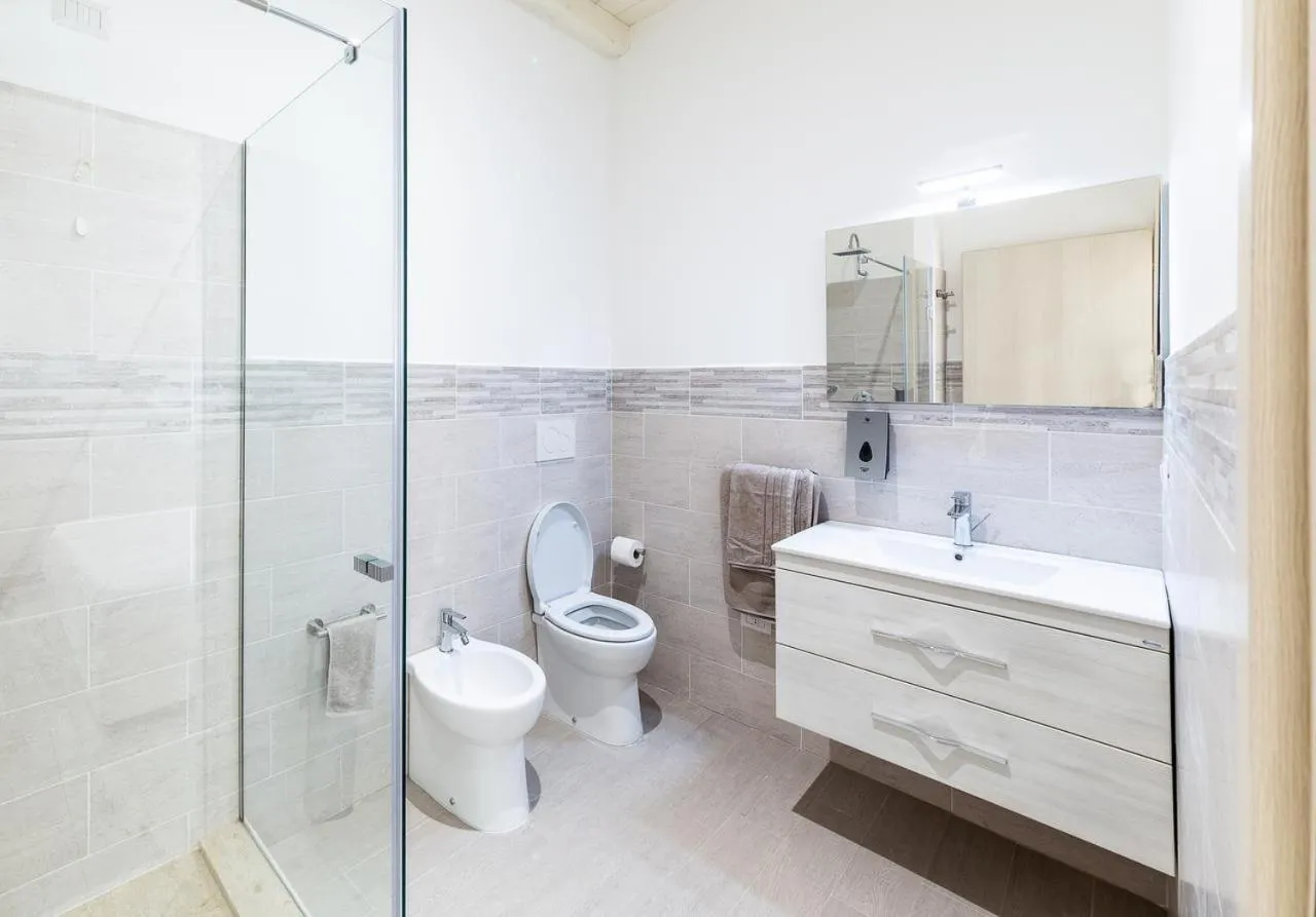 La Promenade Rooms & Suites