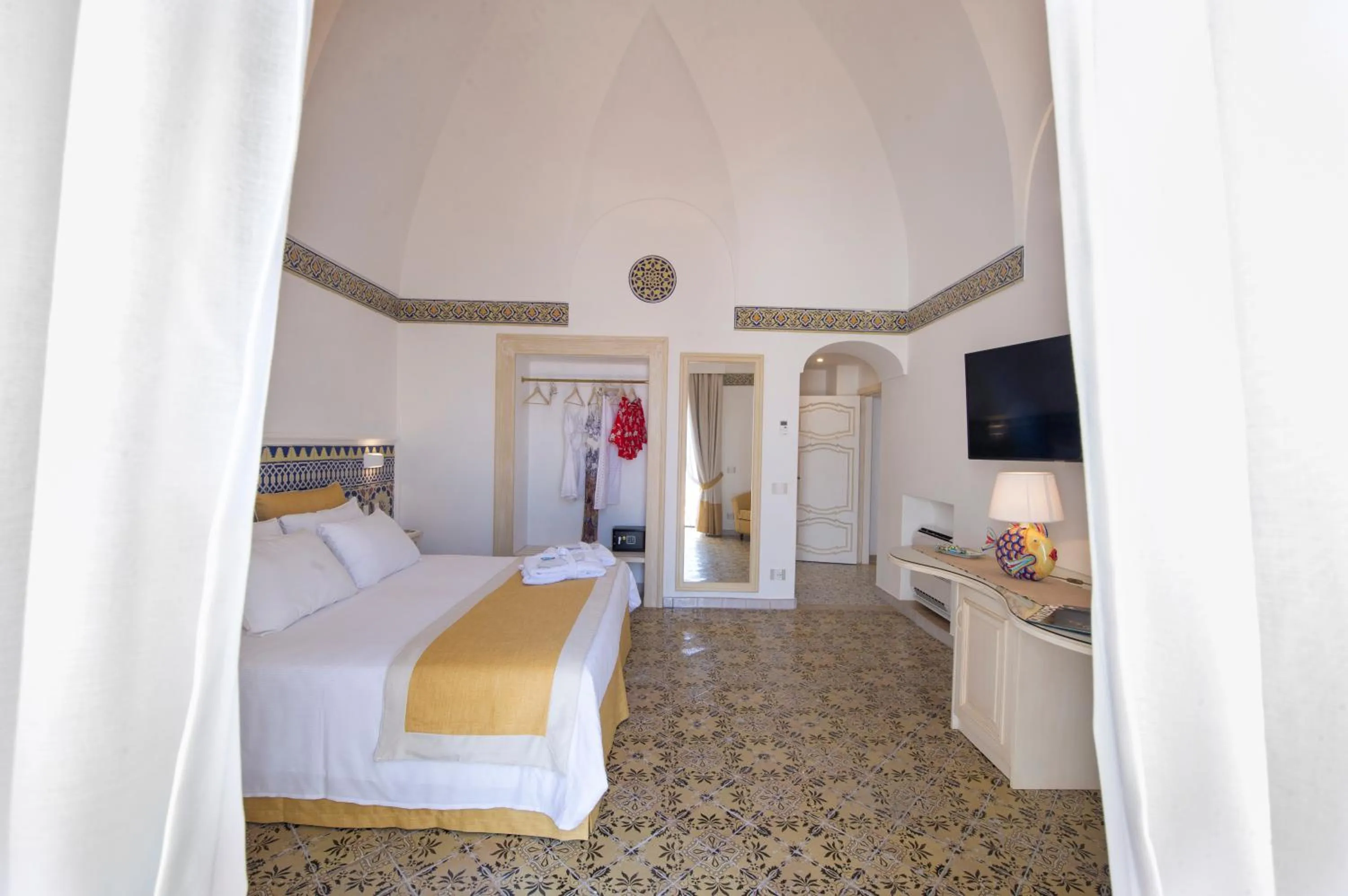 Bedroom, Bed in CASA CAPRILE POSITANO