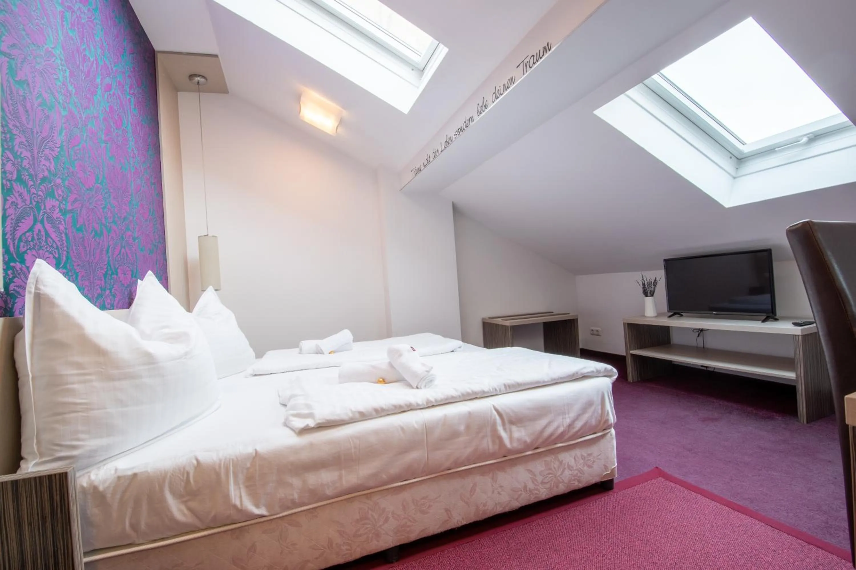 Bed in AMADEA - Cityhotel Salzburg