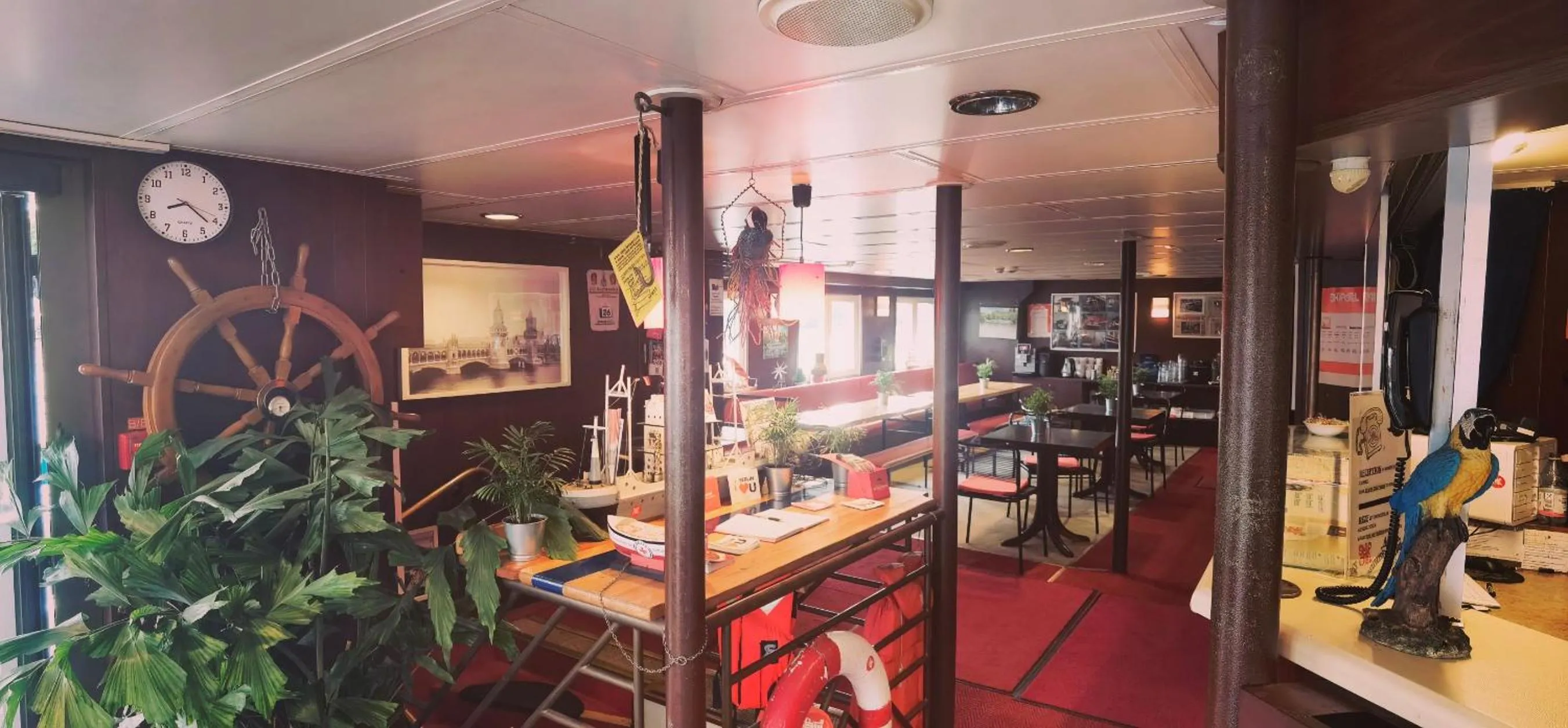 Lobby or reception in Shipotel-Berlin GmbH, Shipotel Eastern & Shipotel Western