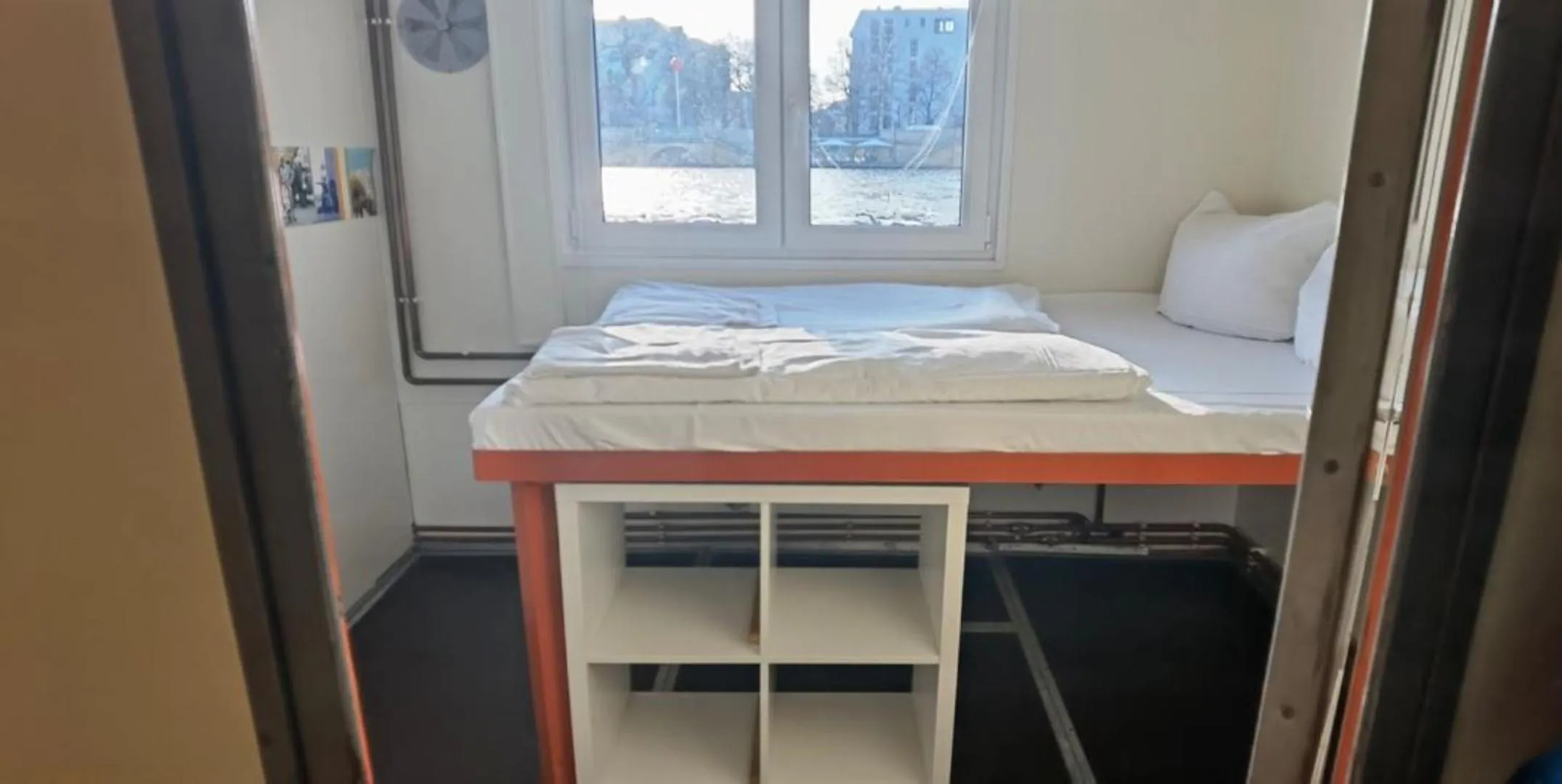 Bed in Shipotel-Berlin GmbH, Shipotel Eastern & Shipotel Western