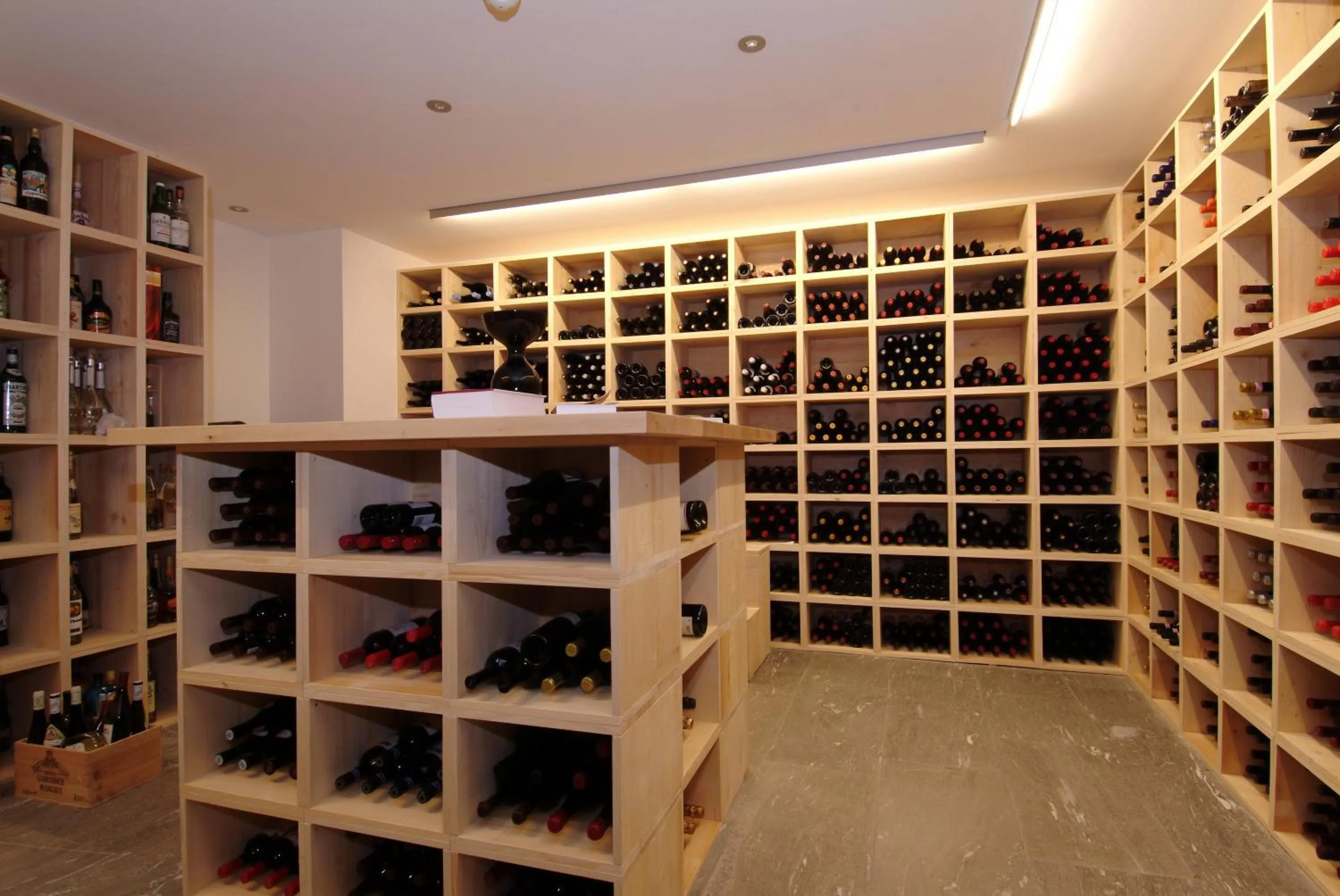 Alcoholic drinks in Waldhotel & SPA Davos - for body & soul