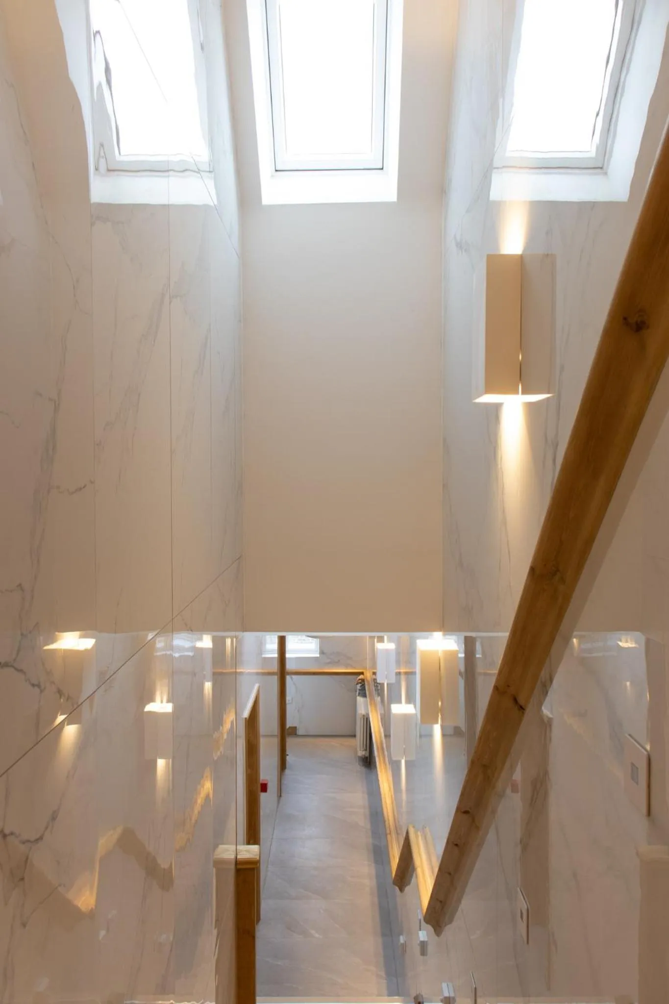 Bed in Burren London Hotel