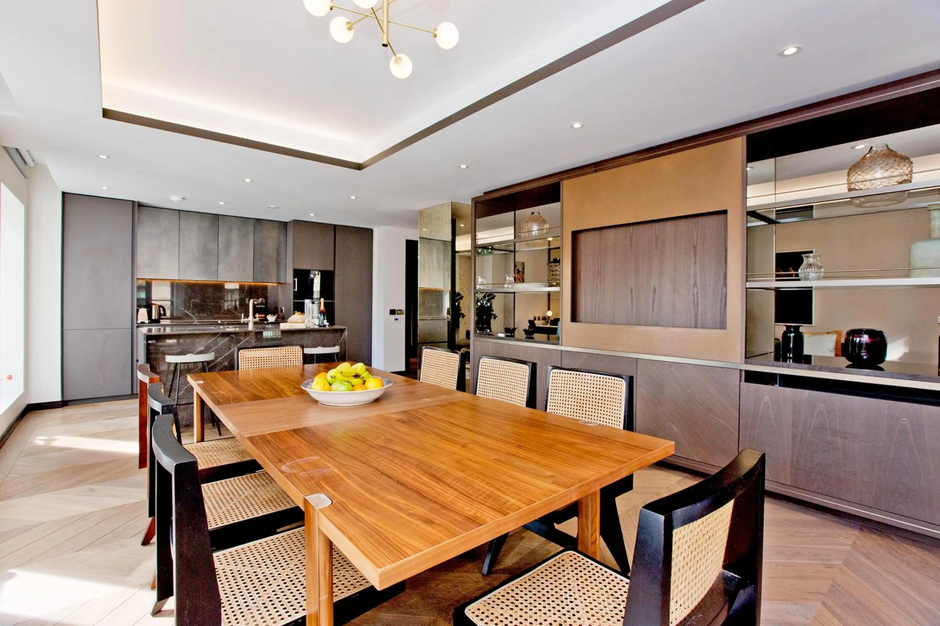 Kitchen or kitchenette in 37GS Residences