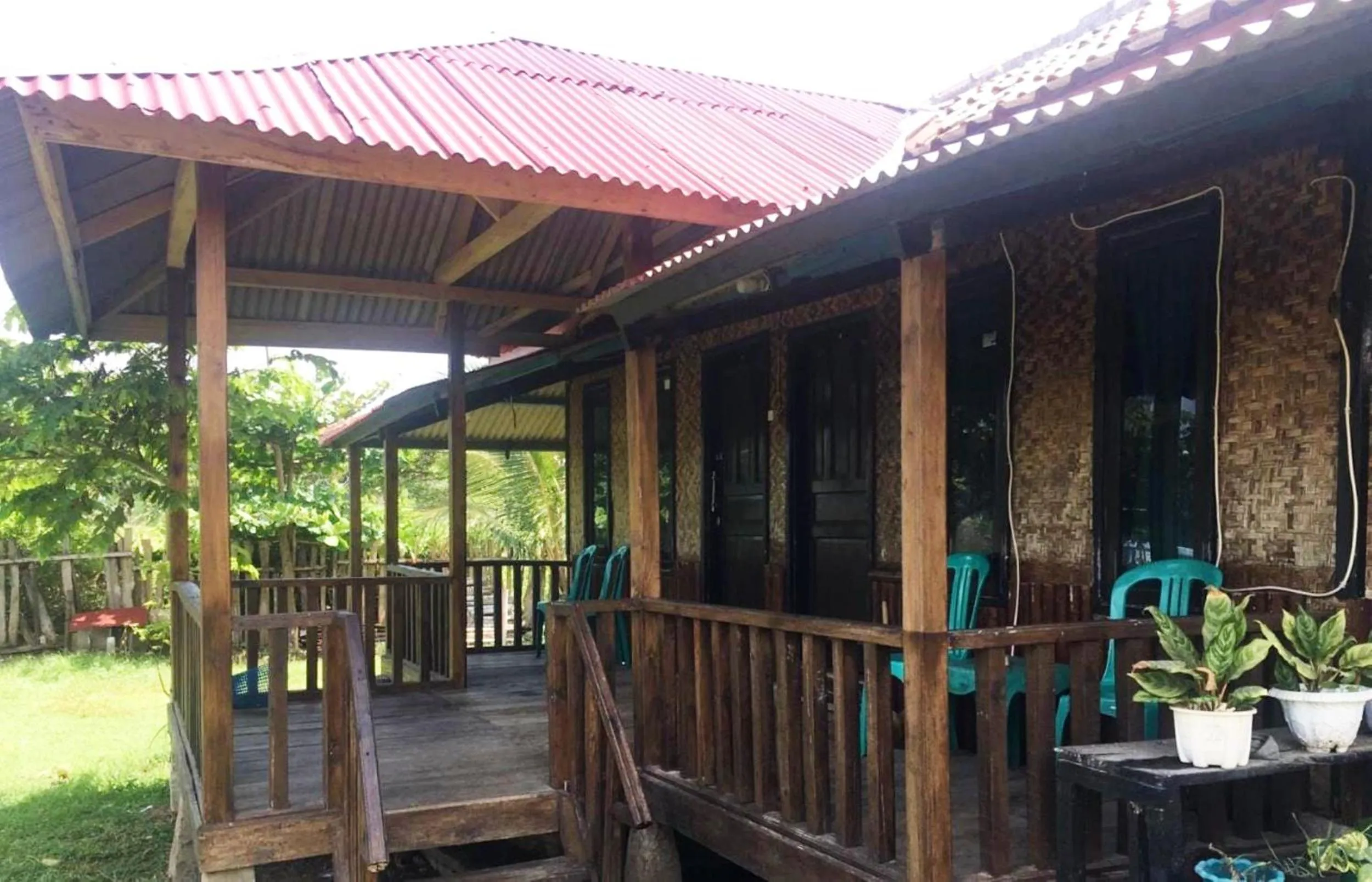 Balcony/Terrace in Penginapan Erbysa