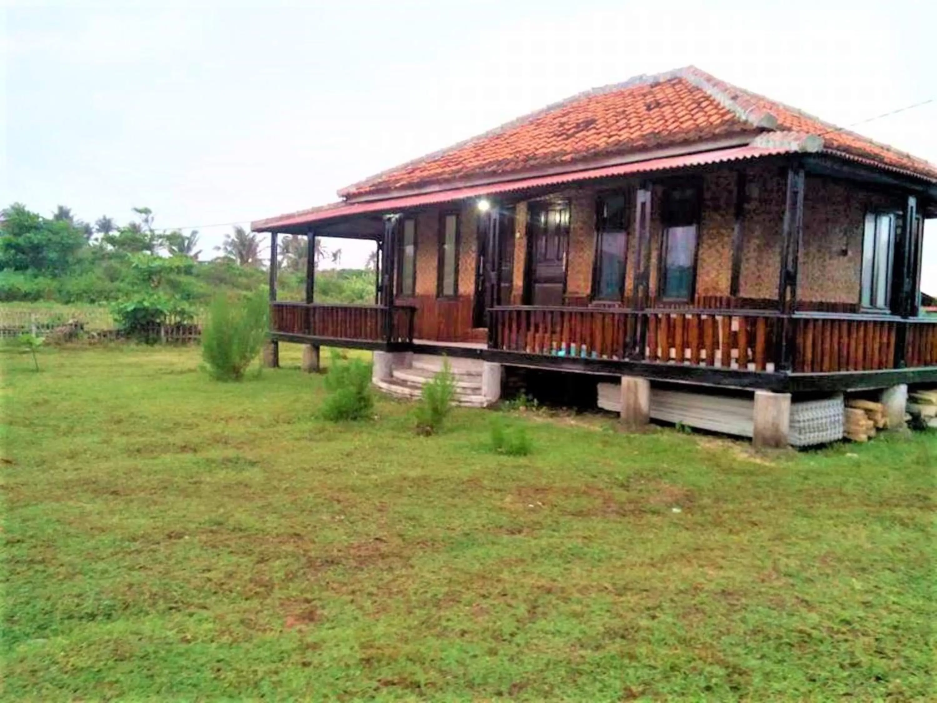 Property building in Penginapan Erbysa