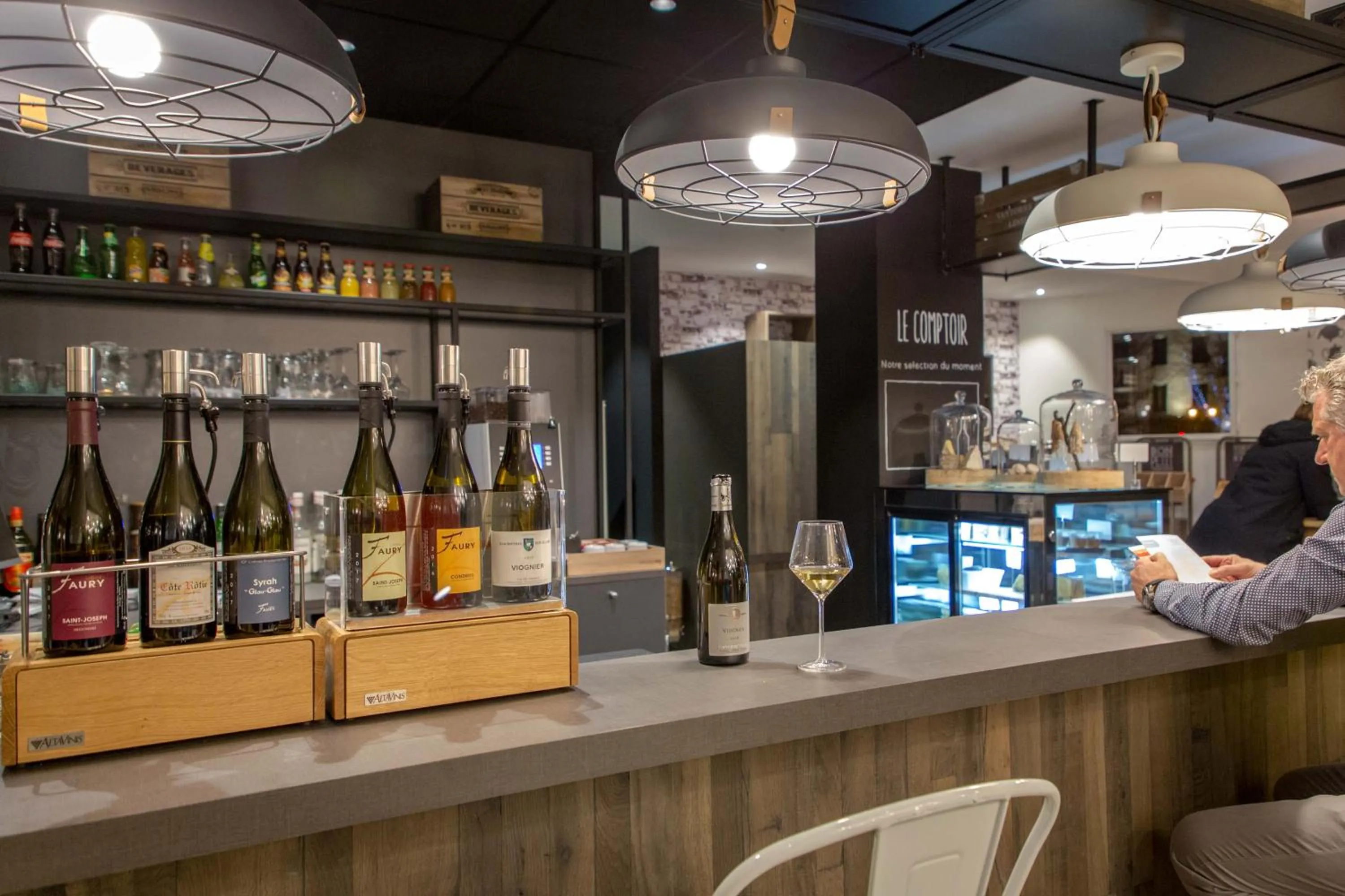 Restaurant/places to eat in ibis Lyon Sud Vienne Saint-Louis