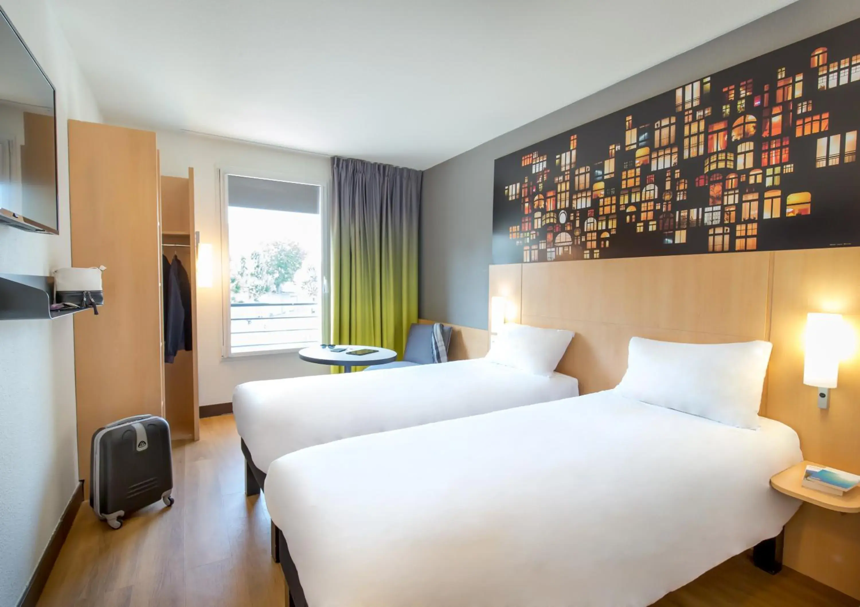 Standard Room with 2 Single Beds in ibis Lyon Sud Vienne Saint-Louis Standard Room with 2 Single Beds in ibis Lyon Sud Vienne Saint-Louis