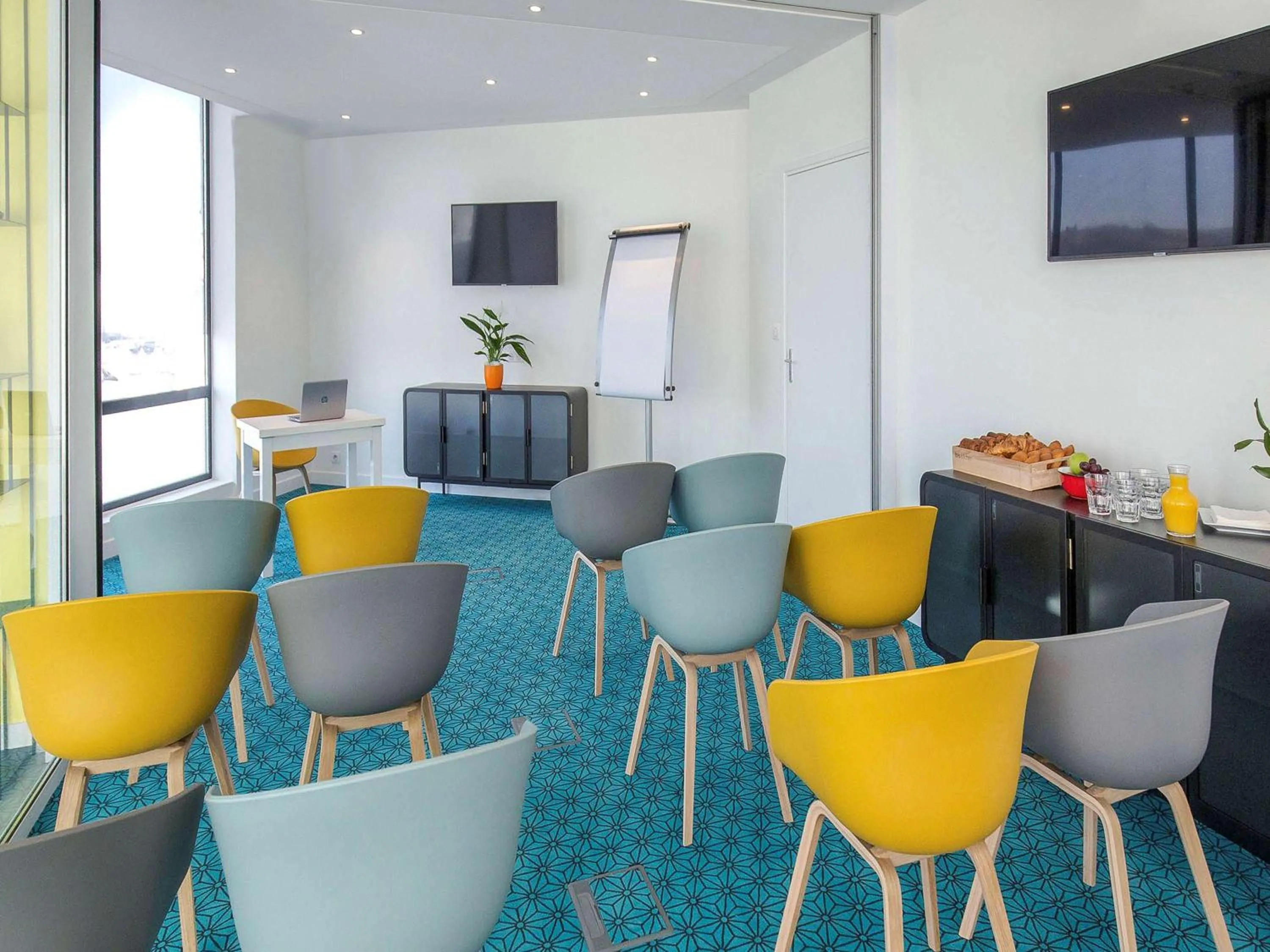 On site in ibis Lyon Sud Vienne Saint-Louis