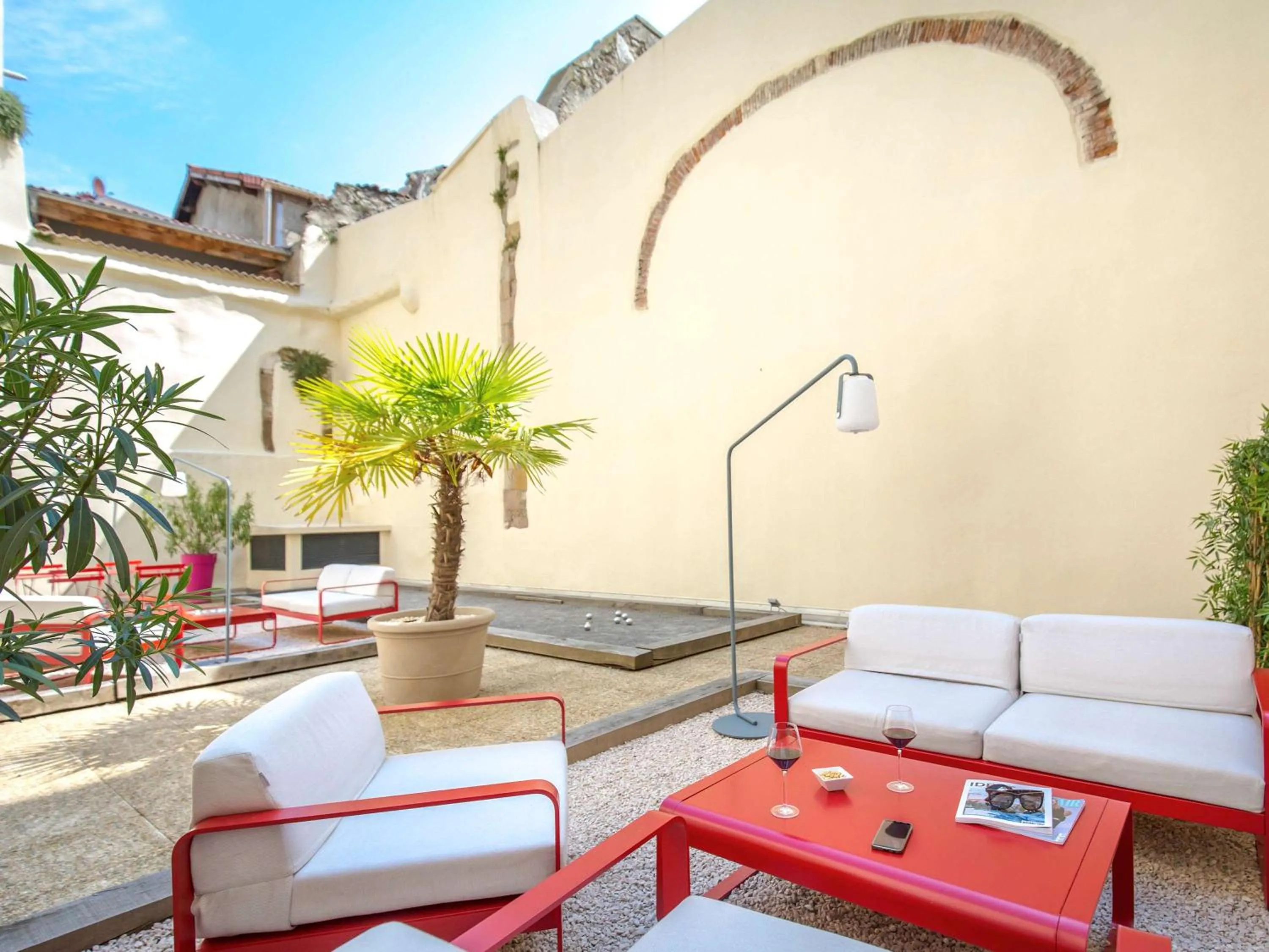 Property building in ibis Lyon Sud Vienne Saint-Louis