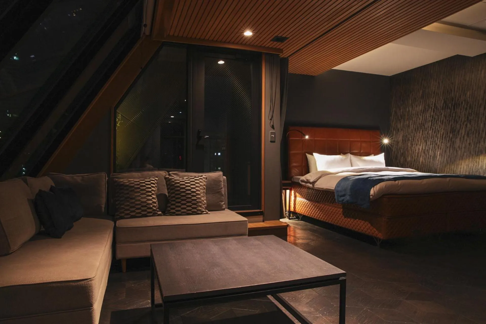 Bed in Asakusa Kokono Club Hotel