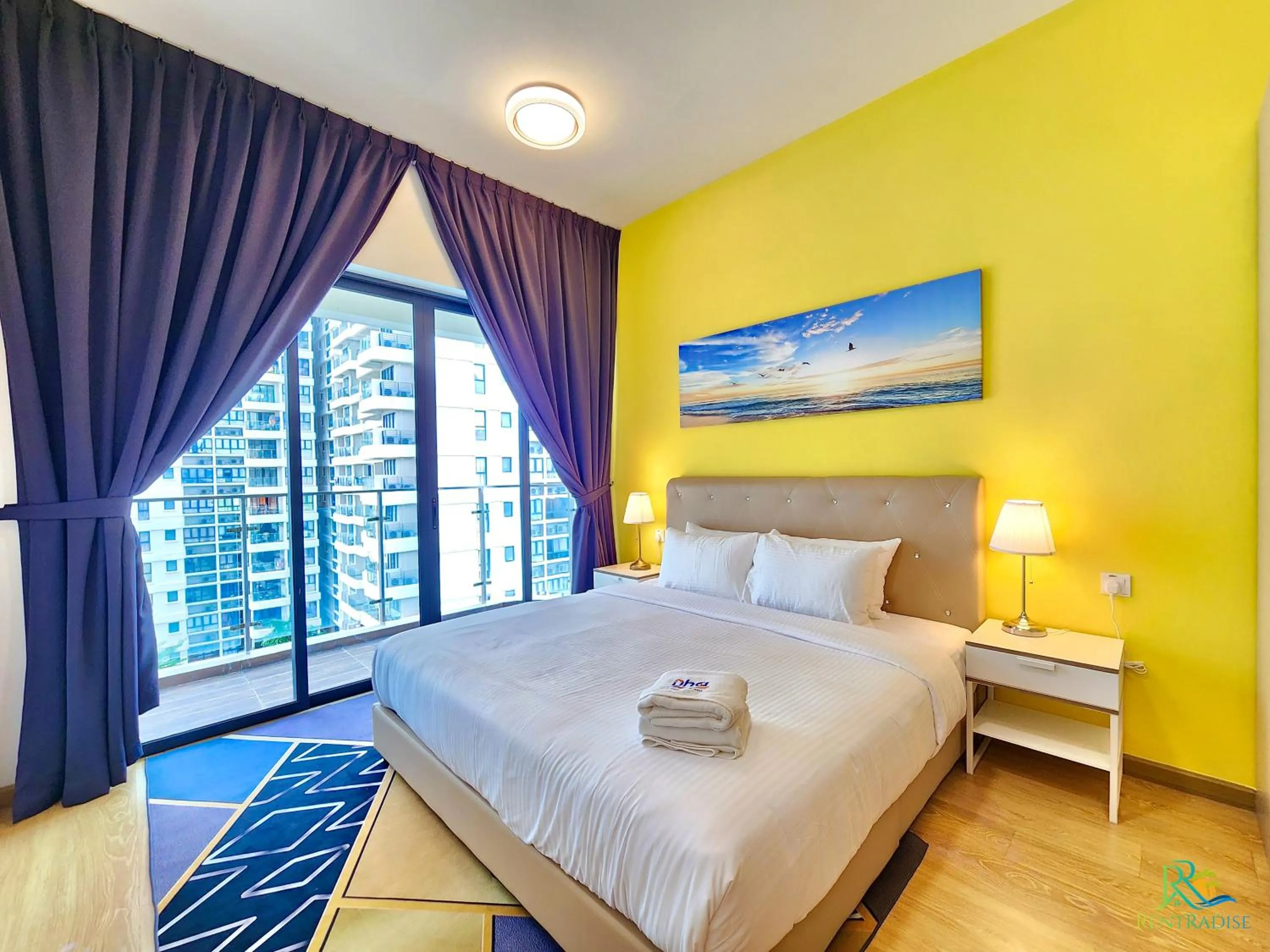 Bed in Country Garden Danga Bay @ UHA