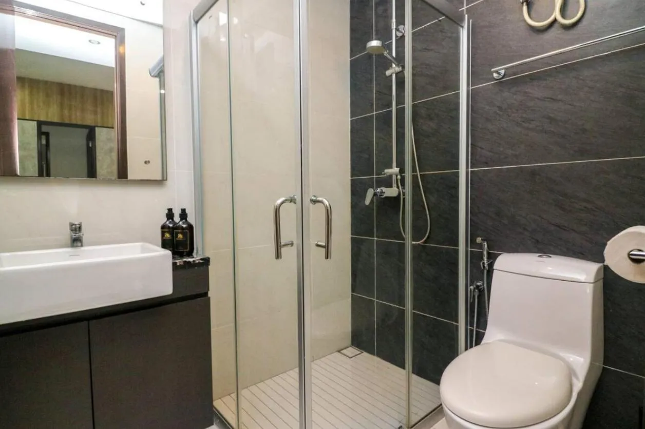 Bathroom in Country Garden Danga Bay @ UHA