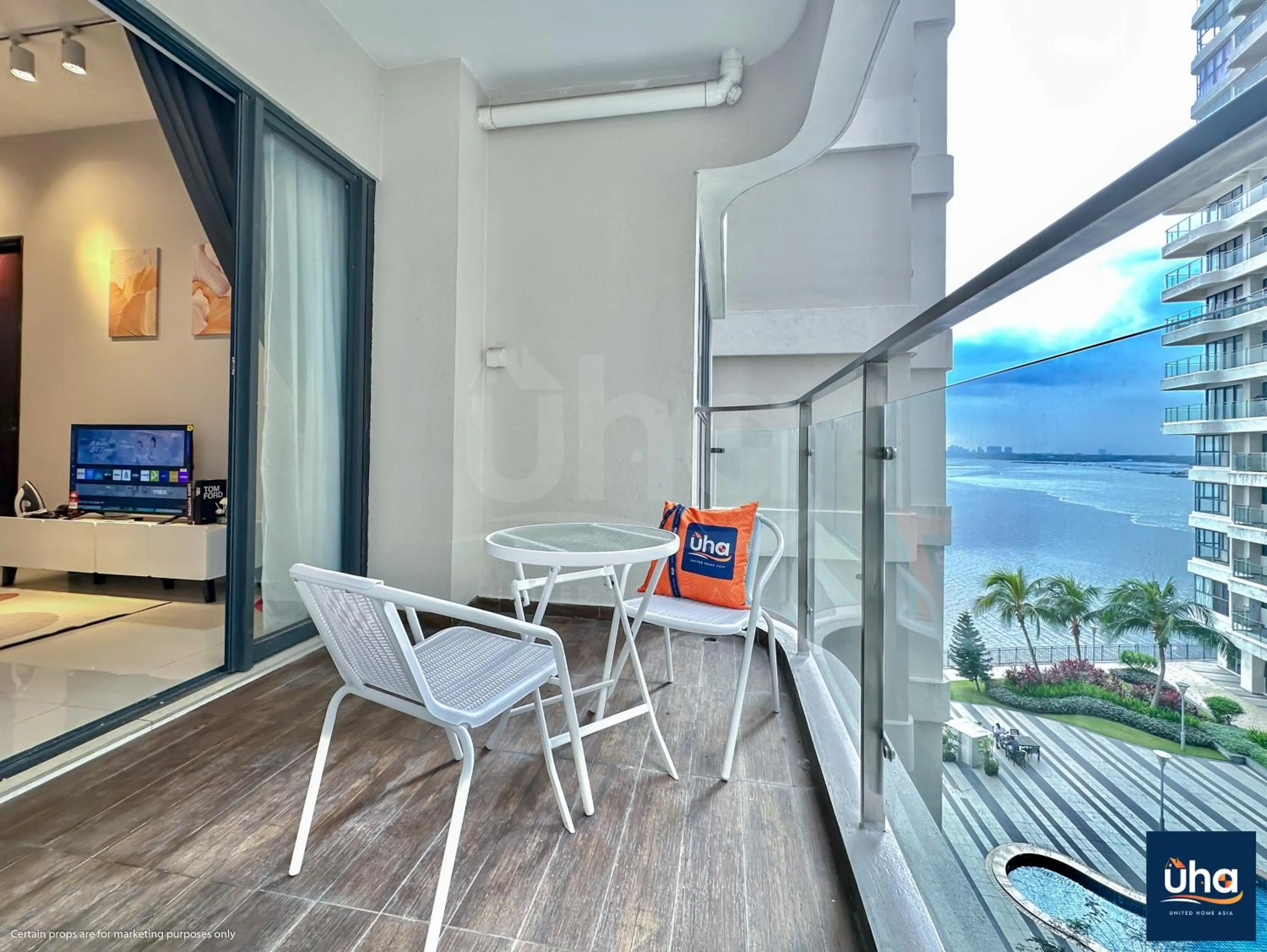 Balcony/Terrace in Country Garden Danga Bay @ UHA