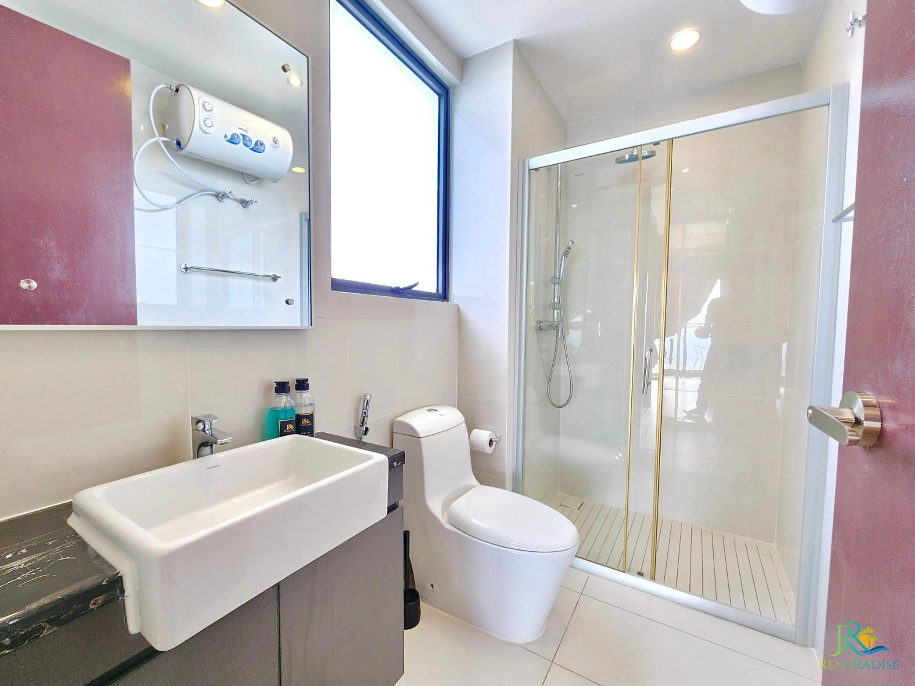 Shower in Country Garden Danga Bay @ UHA