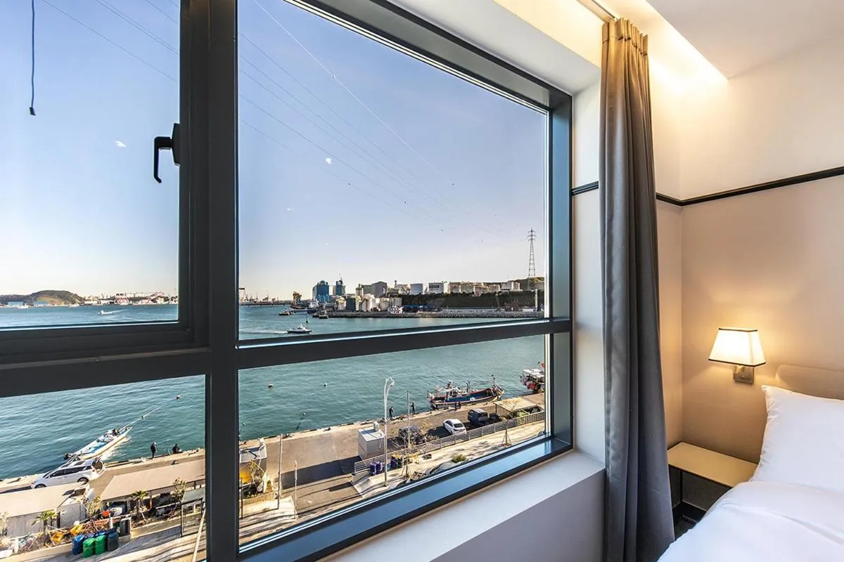 Natural landscape, Bed in Brown Dot Hotel Ulsan Jangsaengpo