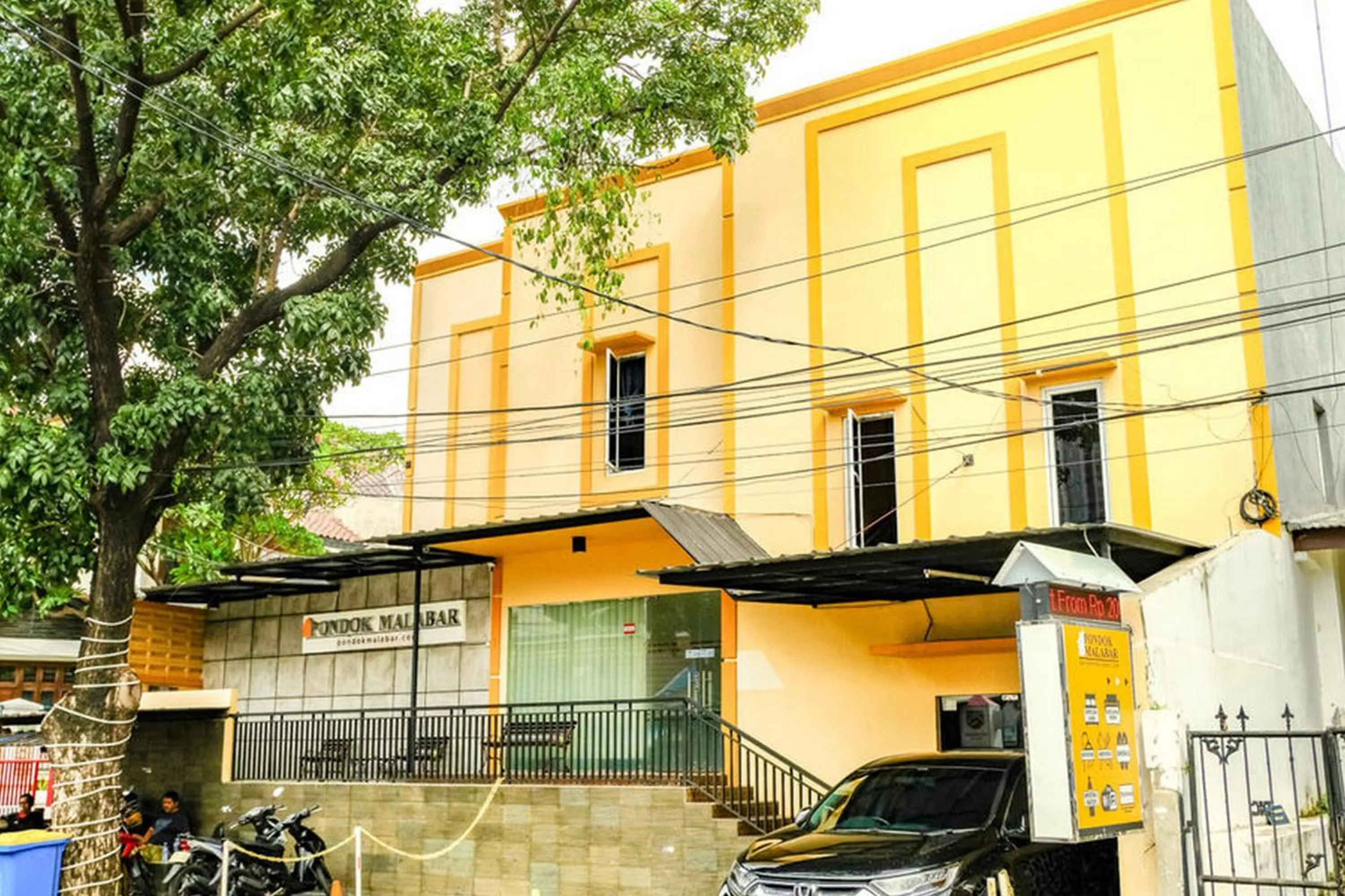 Property building in Pondok Malabar Mitra RedDoorz