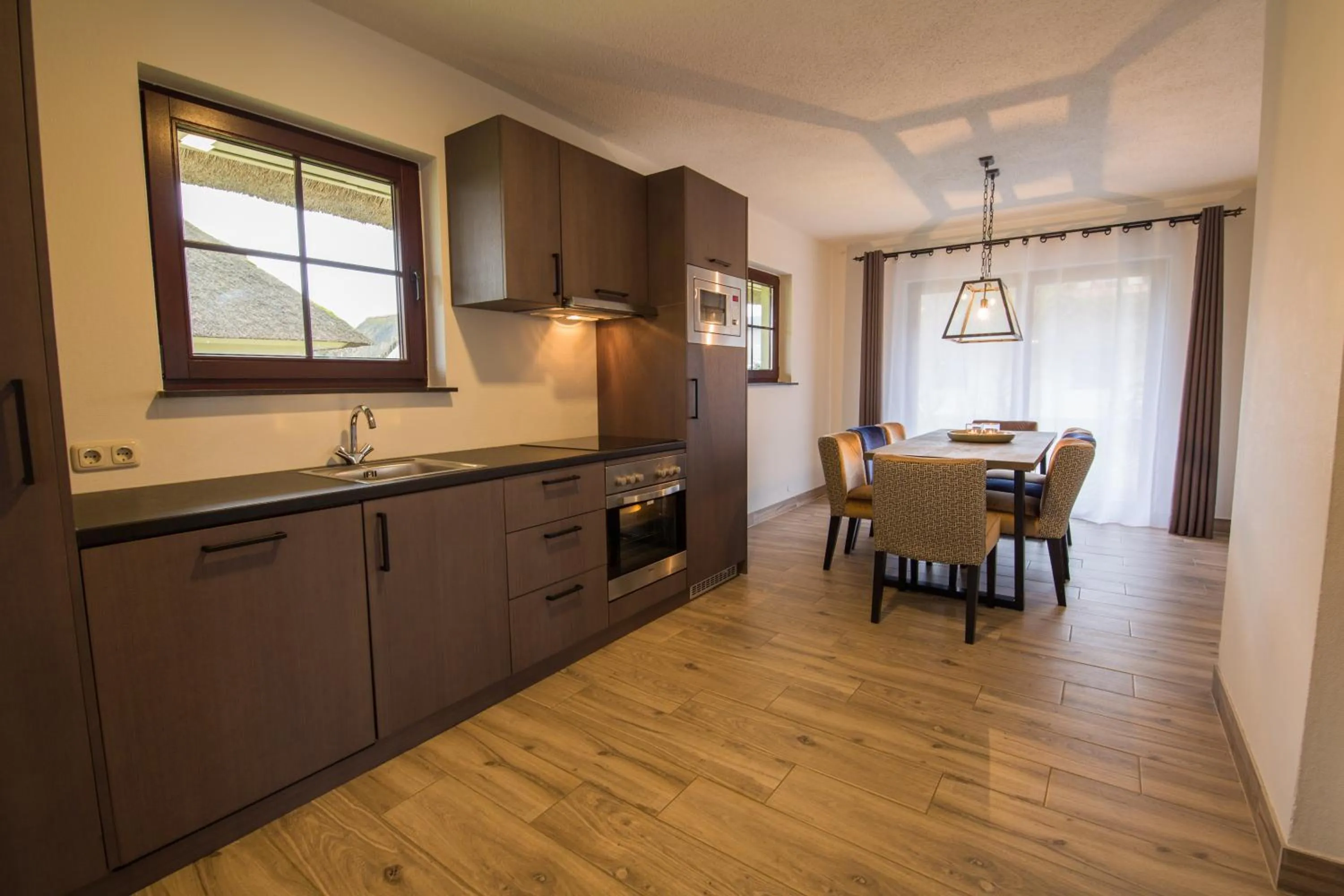 Kitchen or kitchenette in Van der Valk Resort Linstow