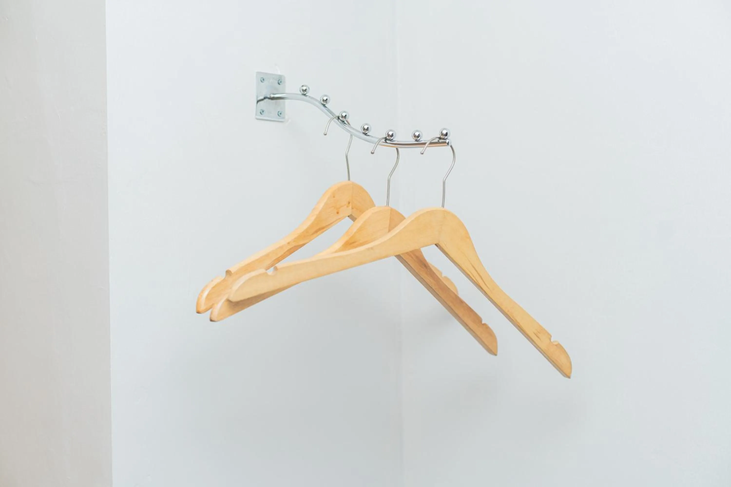 RedDoorz at MERR Rungkut Jl Gunung Anyar