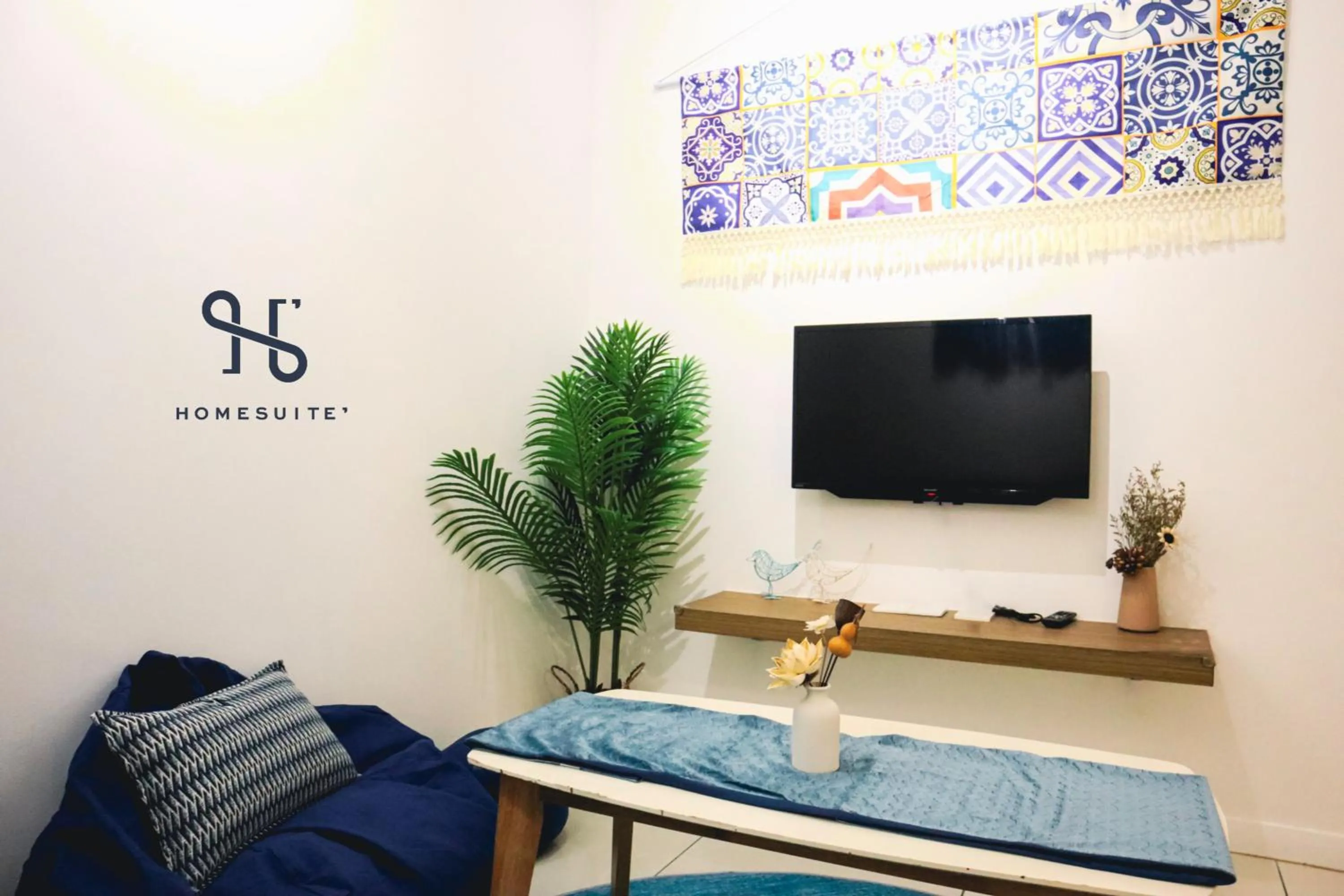 Living room in Homesuite' Home at Sutera Avenue