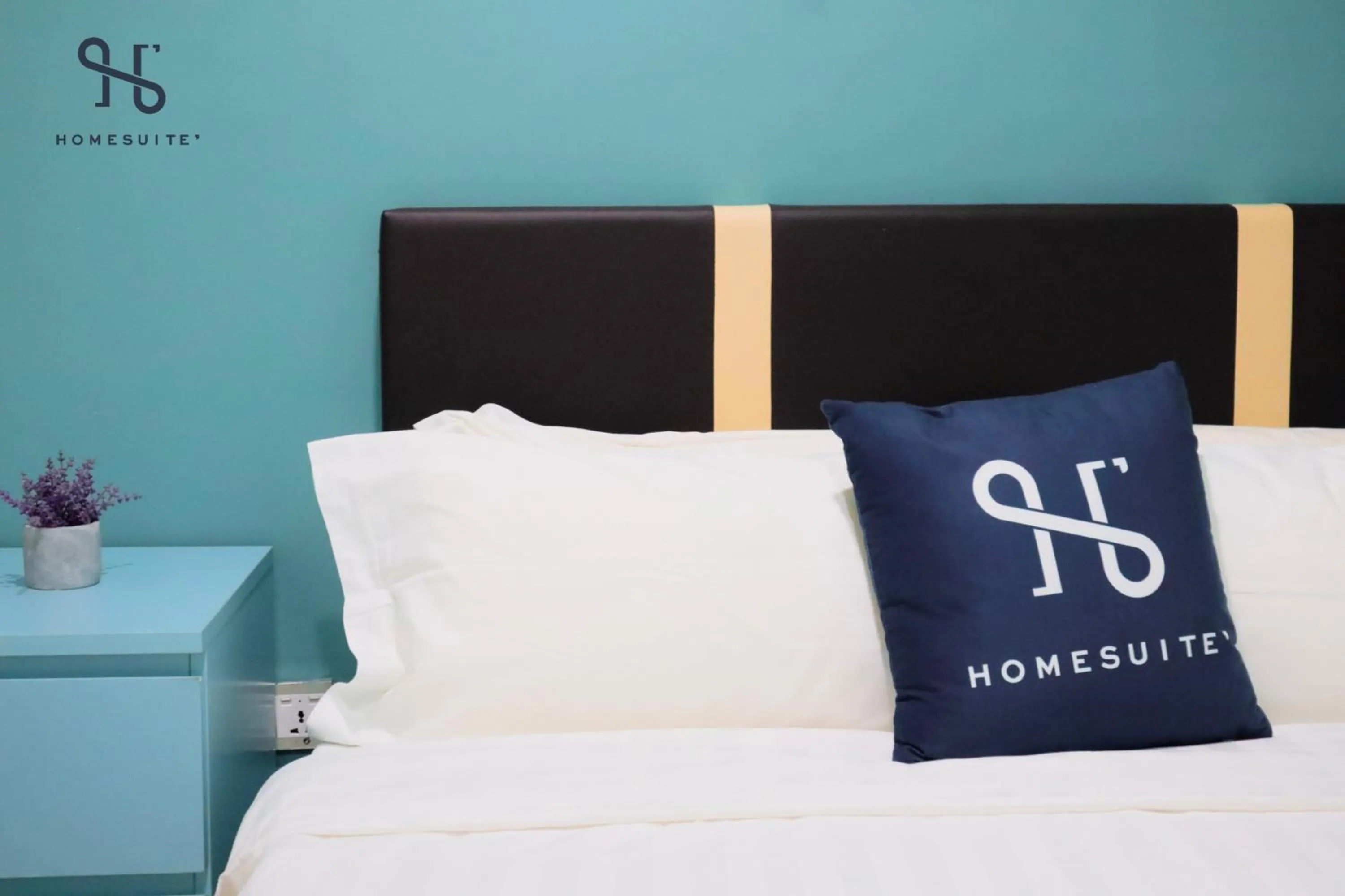 Photo of the whole room, Bed in Homesuite' Home at Sutera Avenue