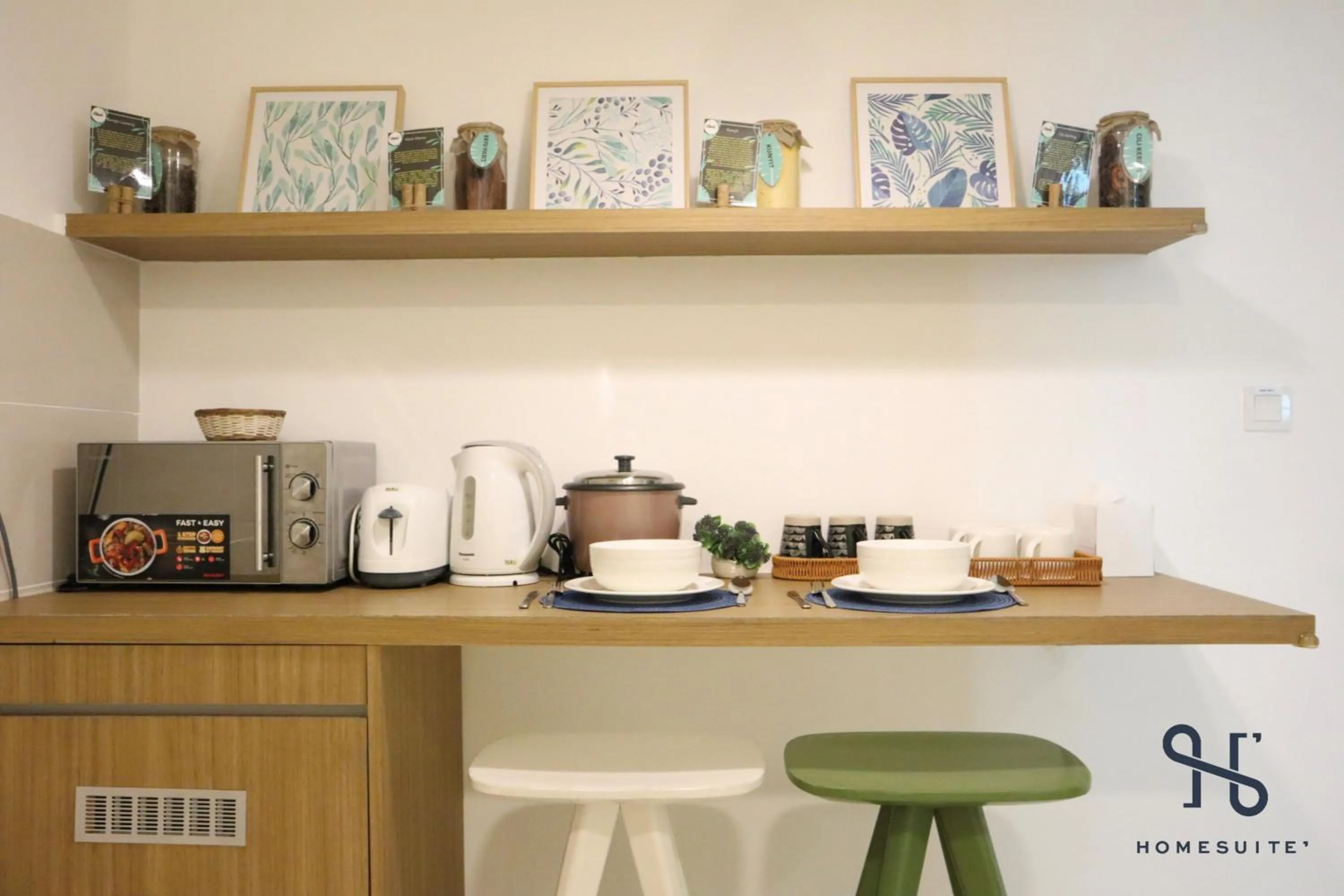 Coffee/tea facilities in Homesuite' Home at Sutera Avenue