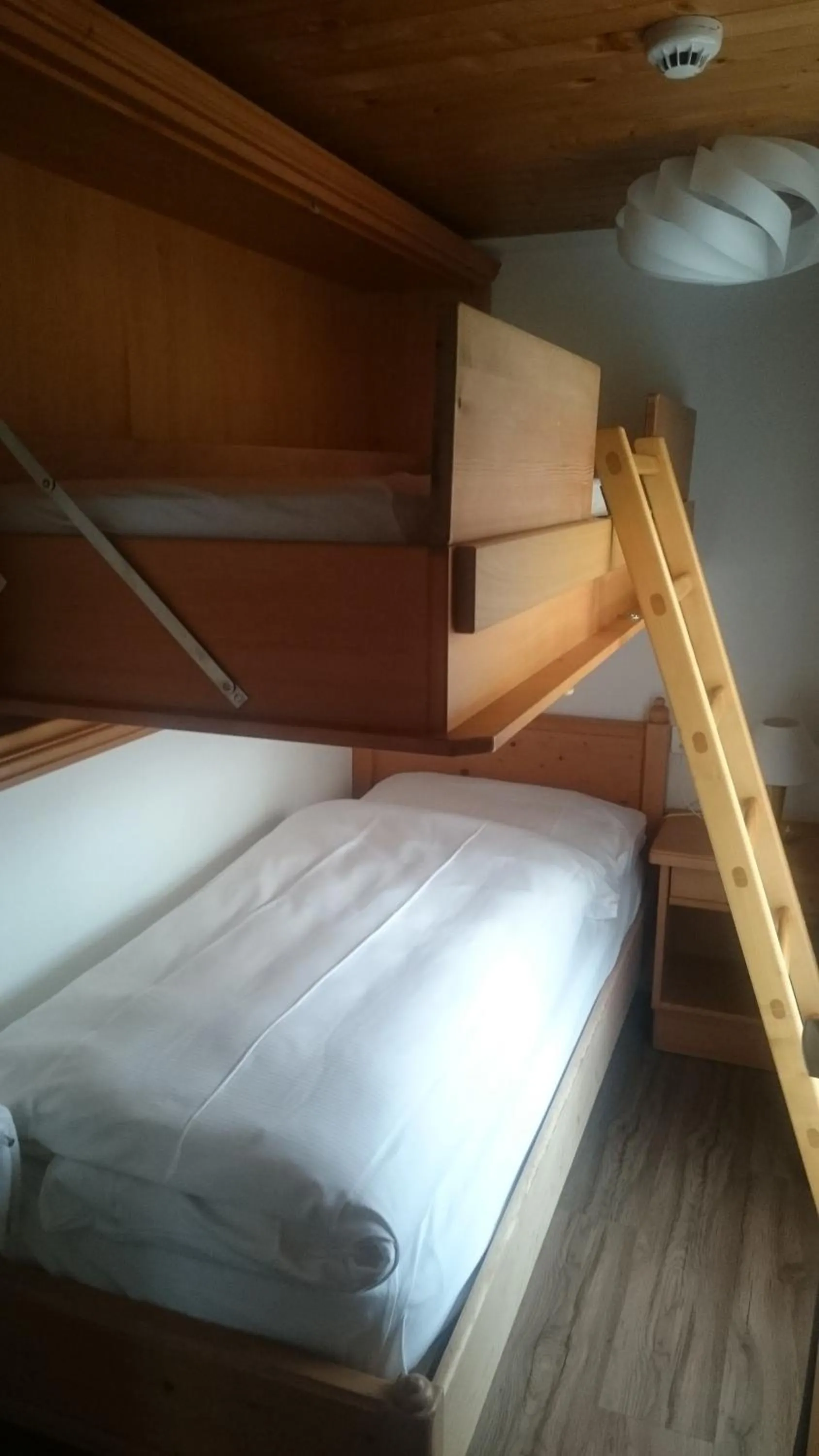 bunk bed, Bed in Hotel THE LARIX ski-in ski-out
