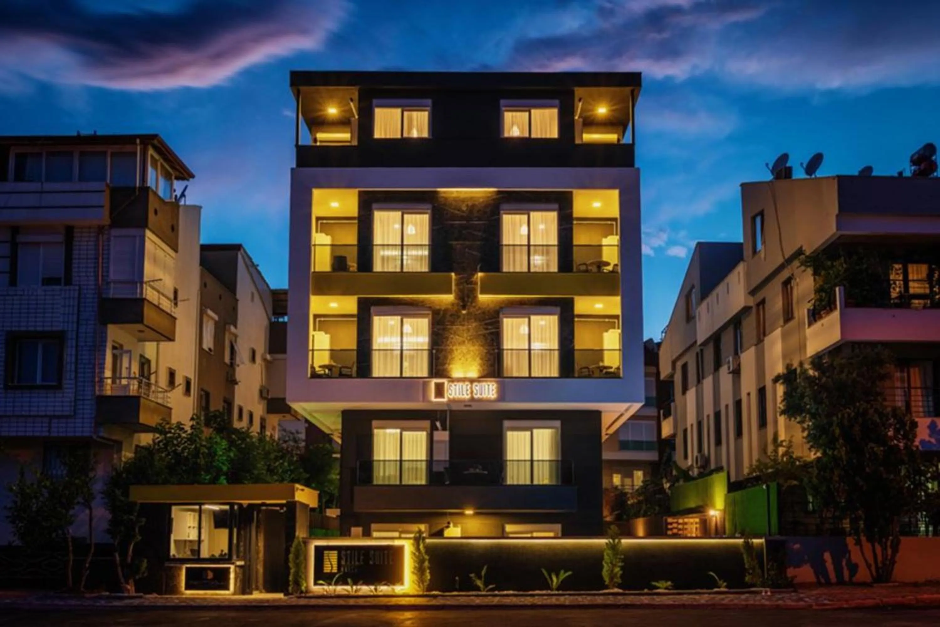 Property building in Stile Suite Family Hotel