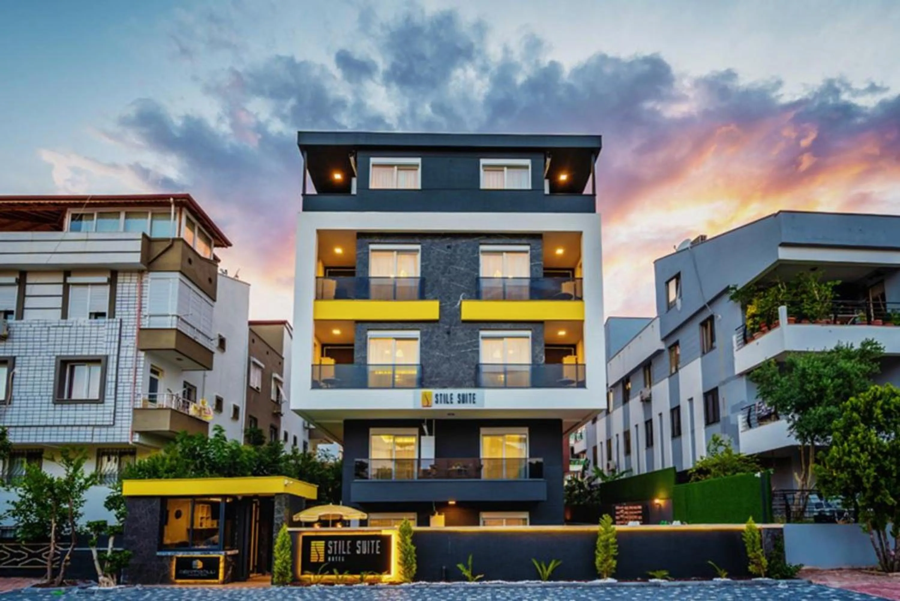 Property building in Stile Suite Family Hotel