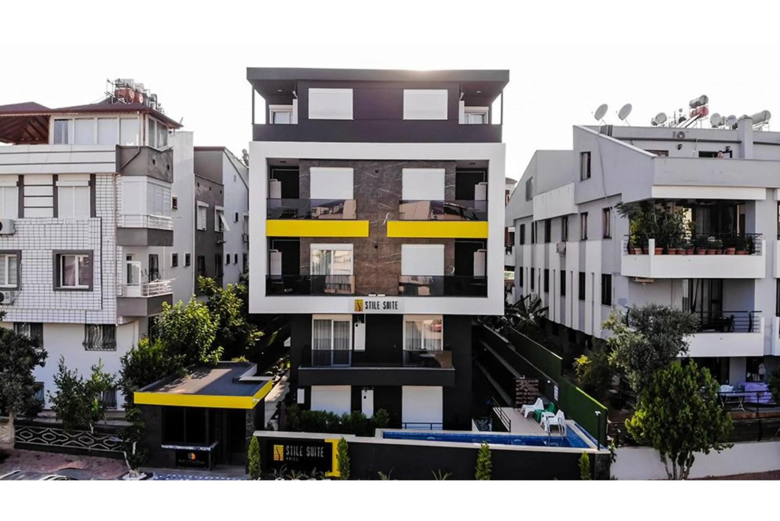 Property building in Stile Suite Family Hotel