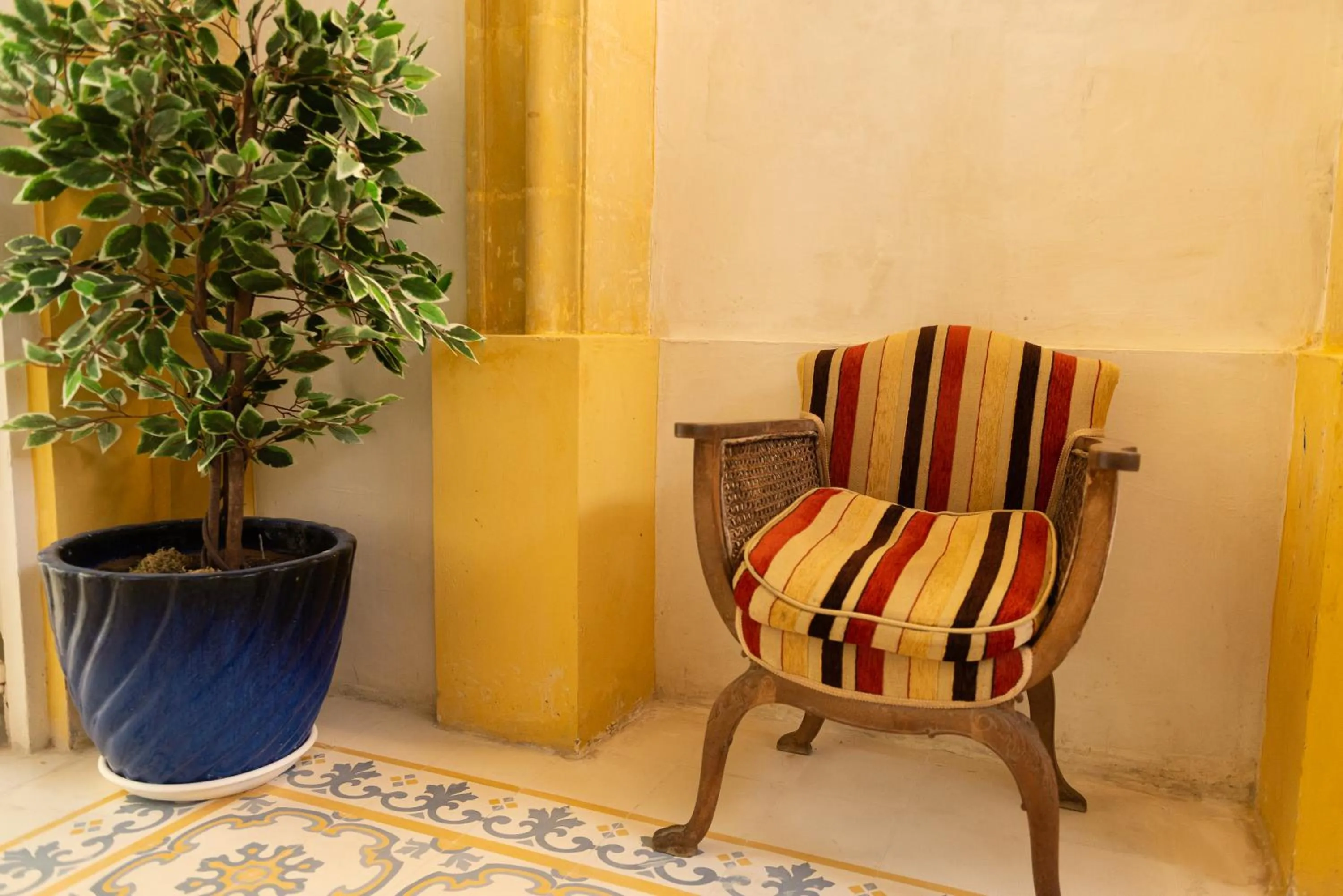 Decorative detail in Casa Rocca Piccola B&B