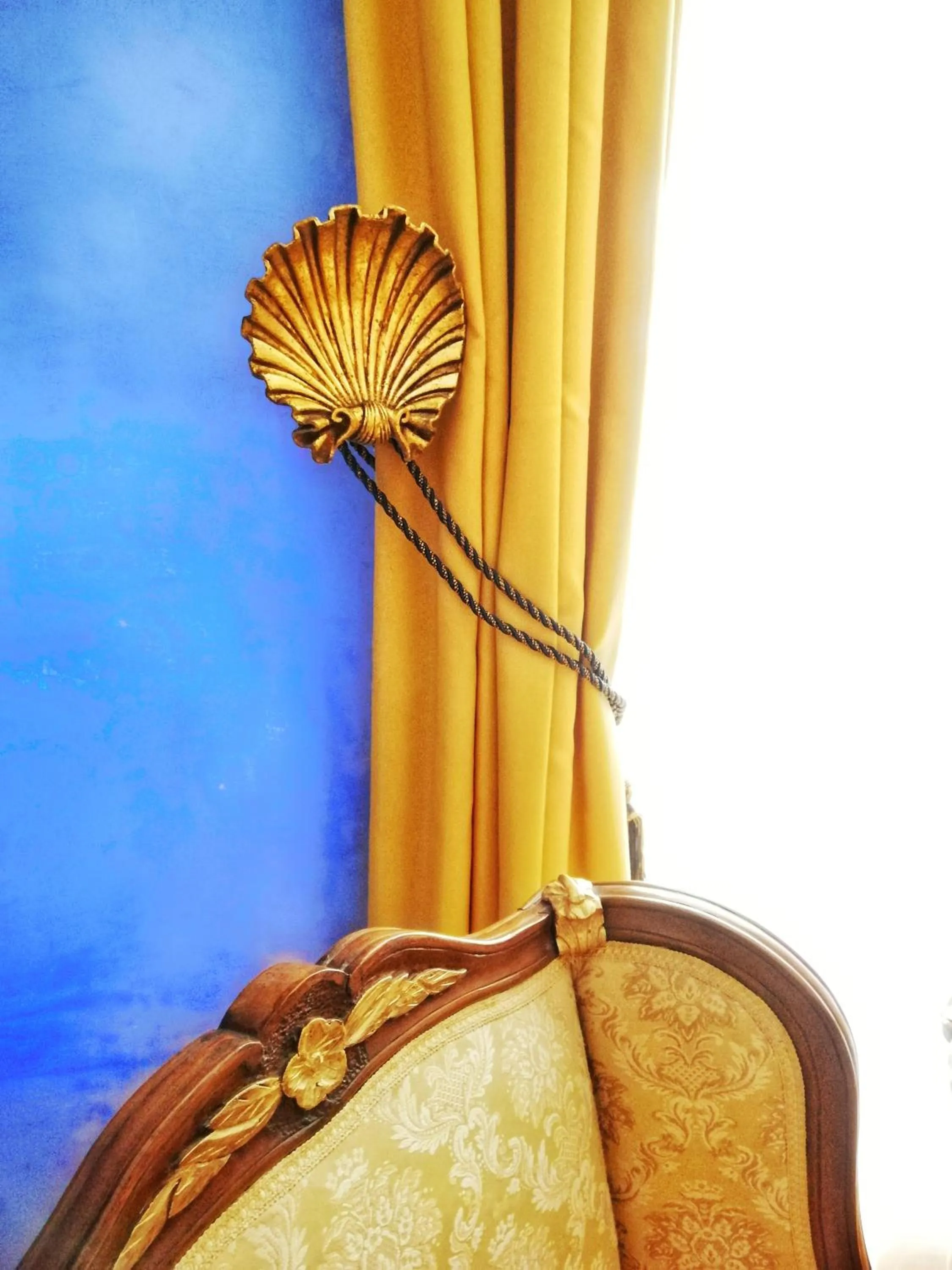 Decorative detail in Casa Rocca Piccola B&B