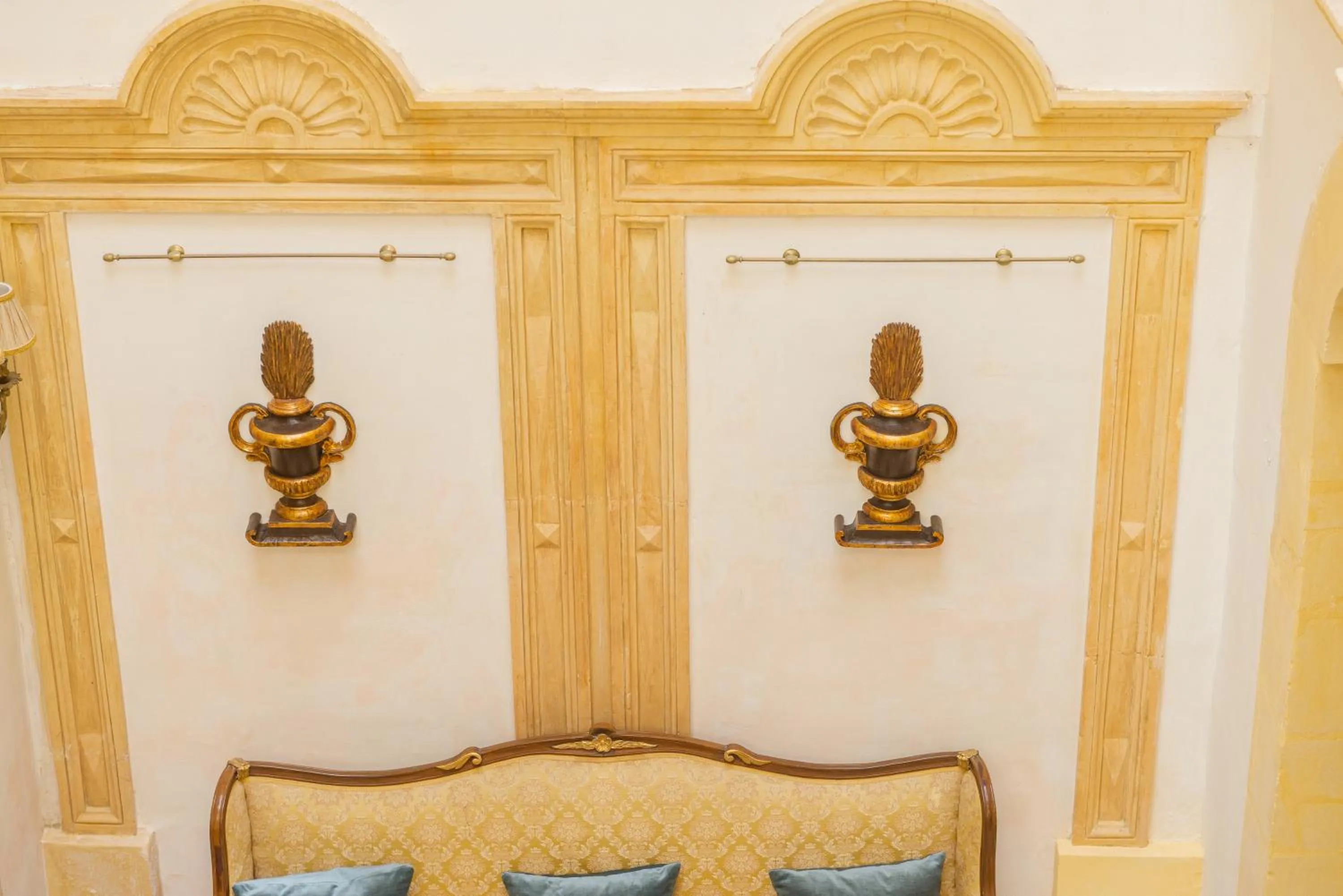 Decorative detail in Casa Rocca Piccola B&B