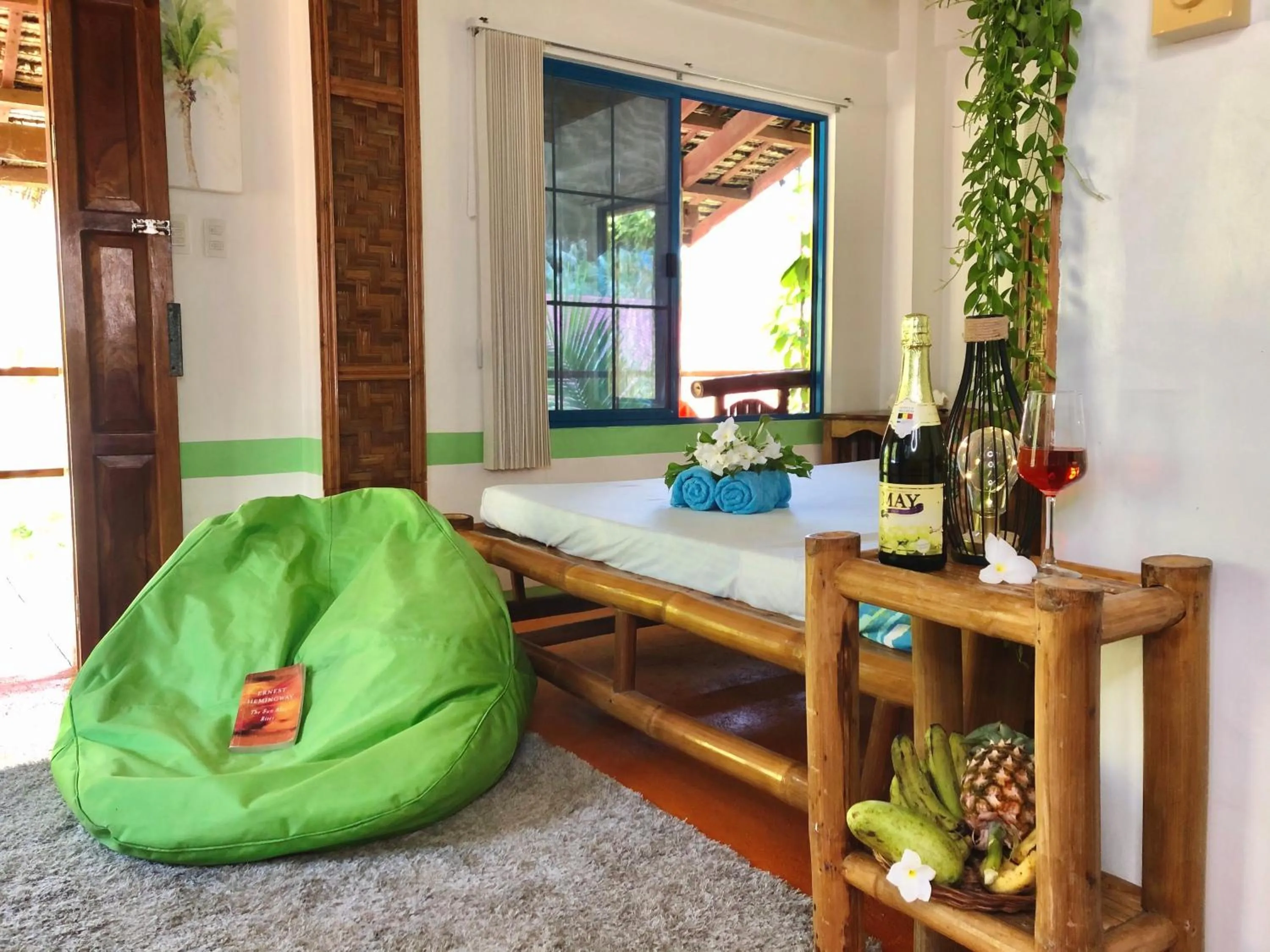 Apo Diver Beach Resort