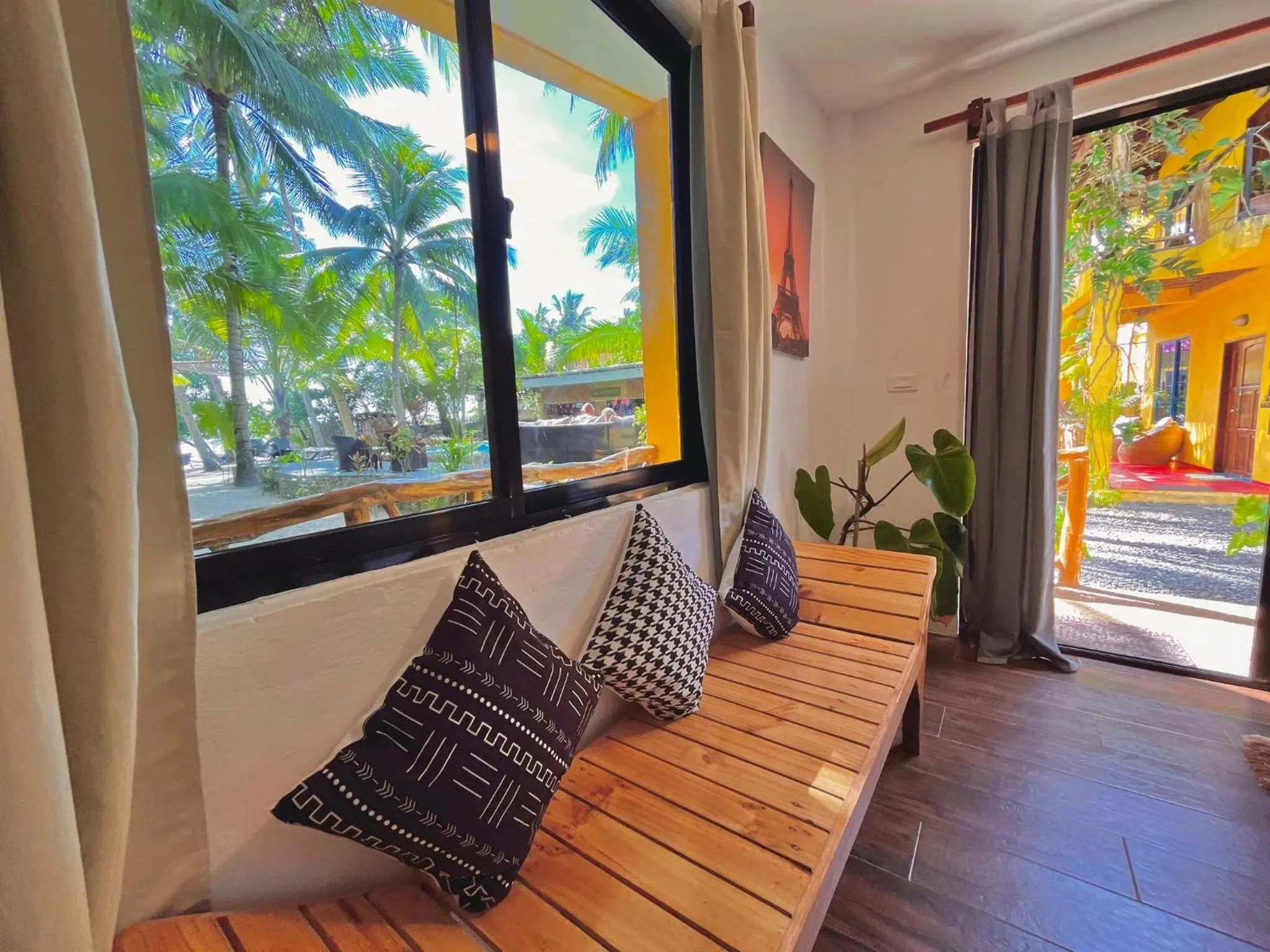 Apo Diver Beach Resort